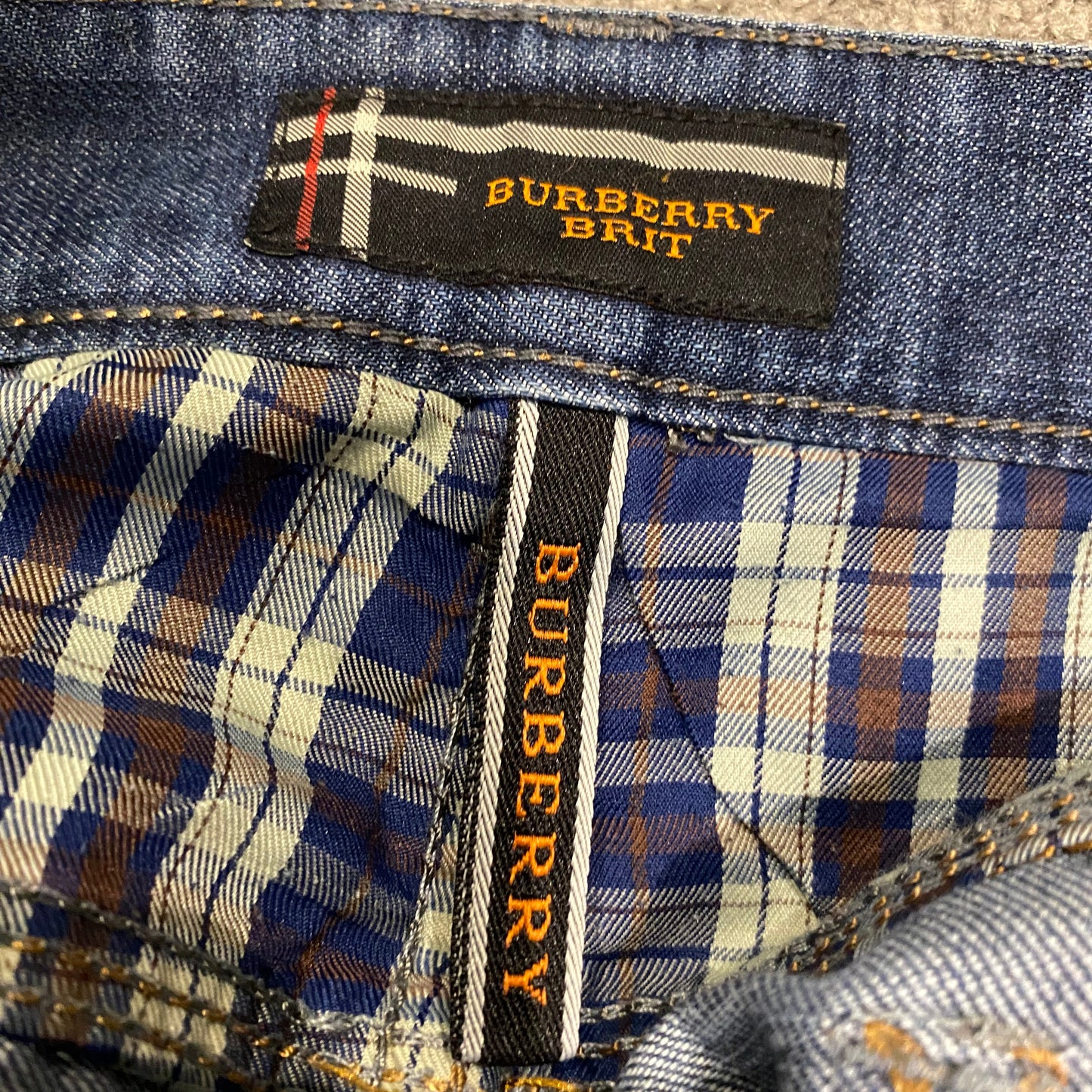 BURBERRY BRIT JEANS (34)
