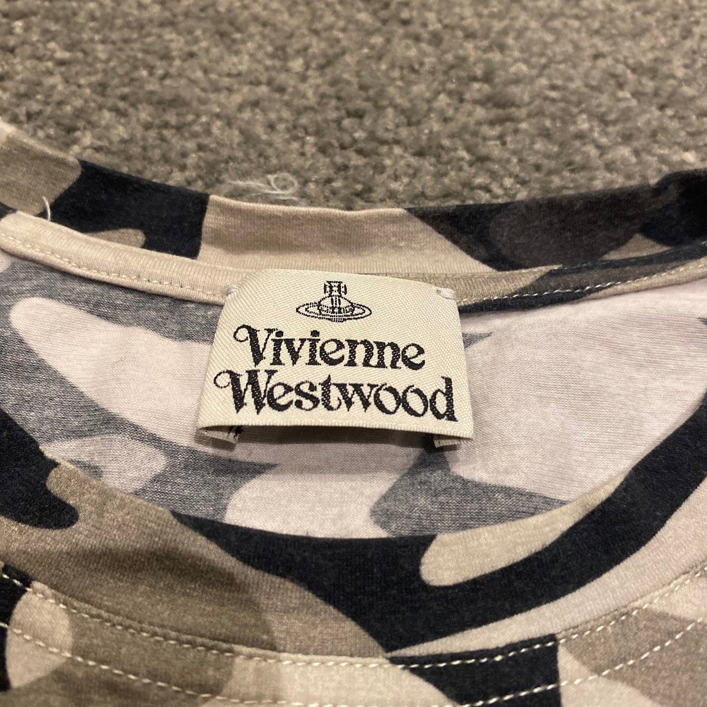 VIVIENNE WESTWOOD SHIRT (M)