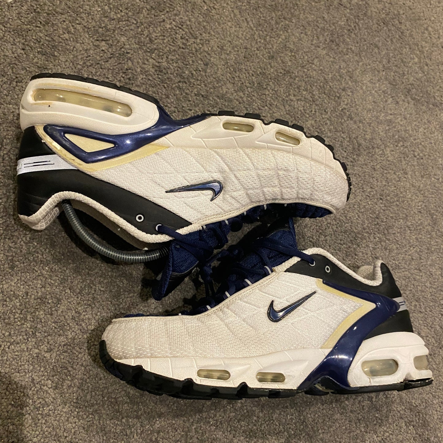 NIKE TAILWIND V (10)