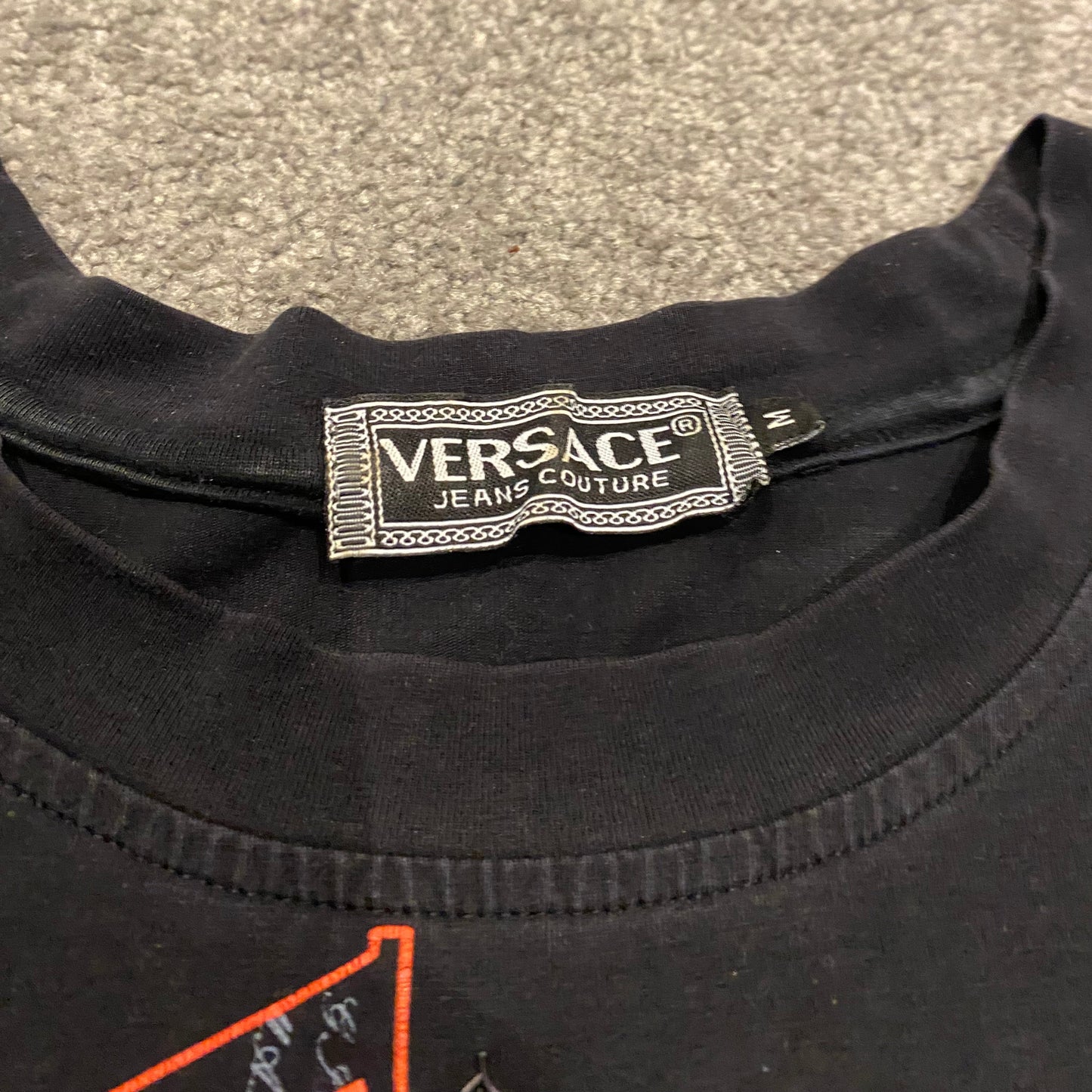 VERSACE T (S)