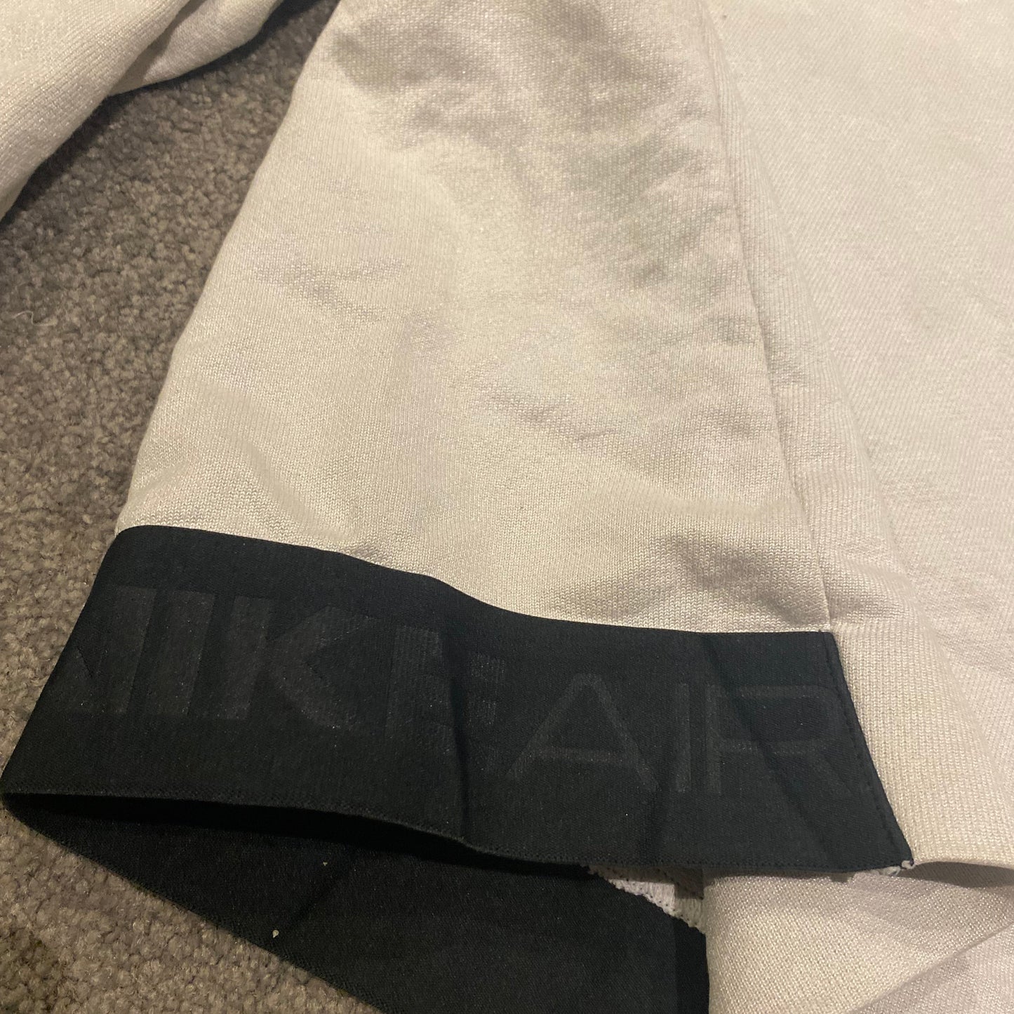 NIKE AIR MAX CREWNECK (S)
