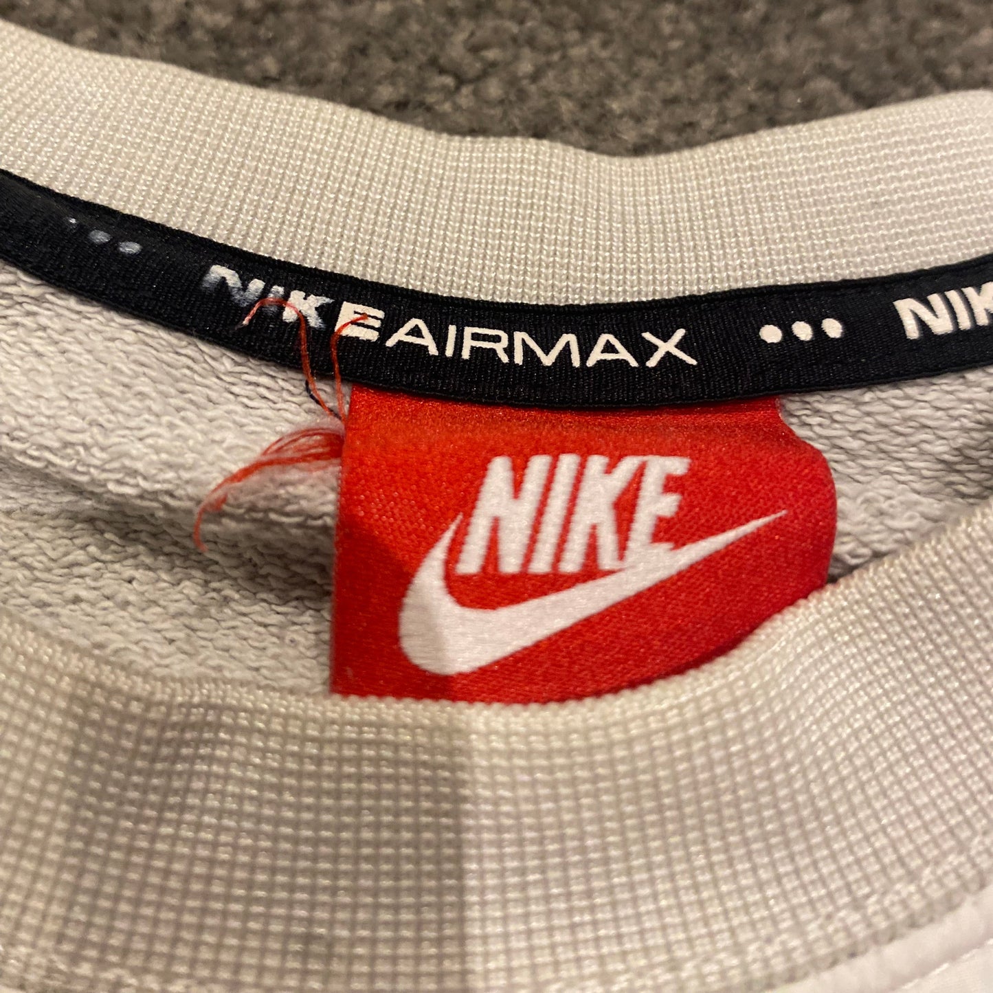 NIKE AIR MAX CREWNECK (S)