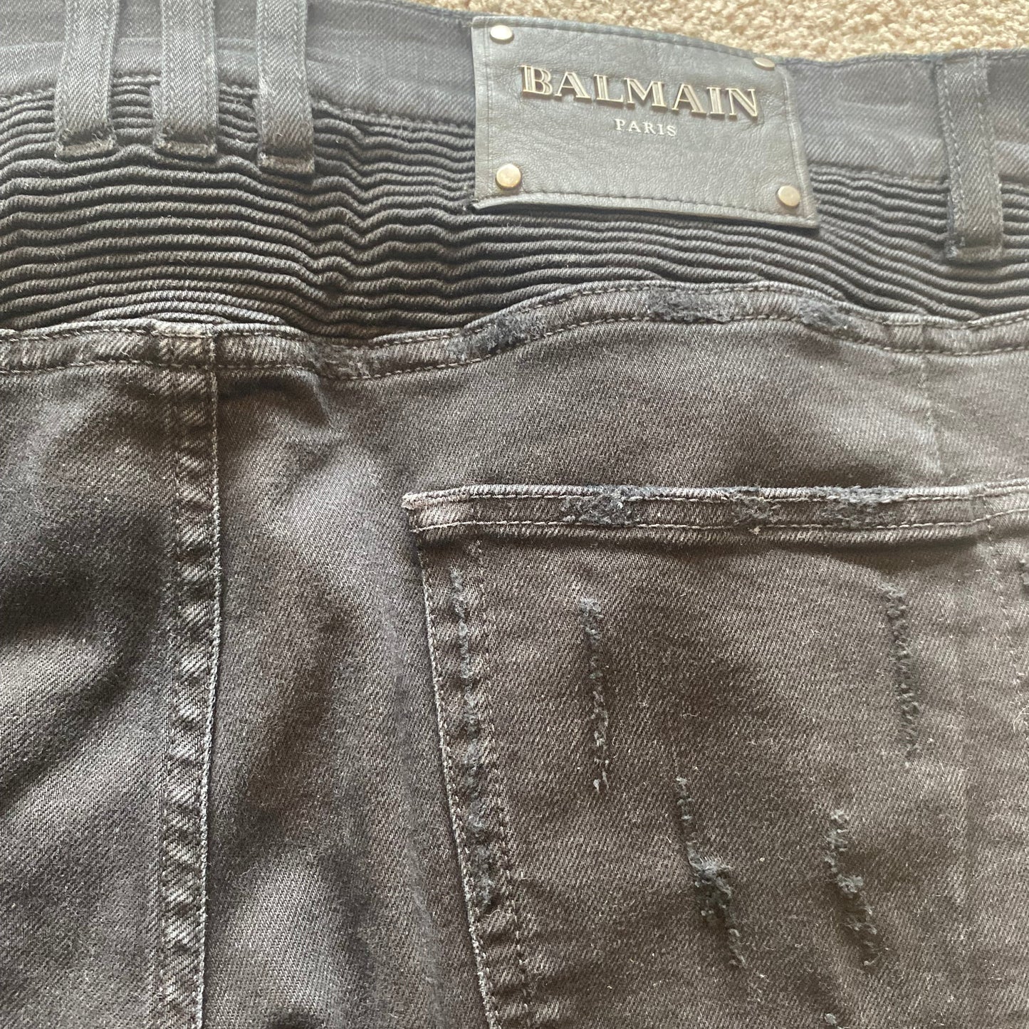 BALMAIN JEANS (36)
