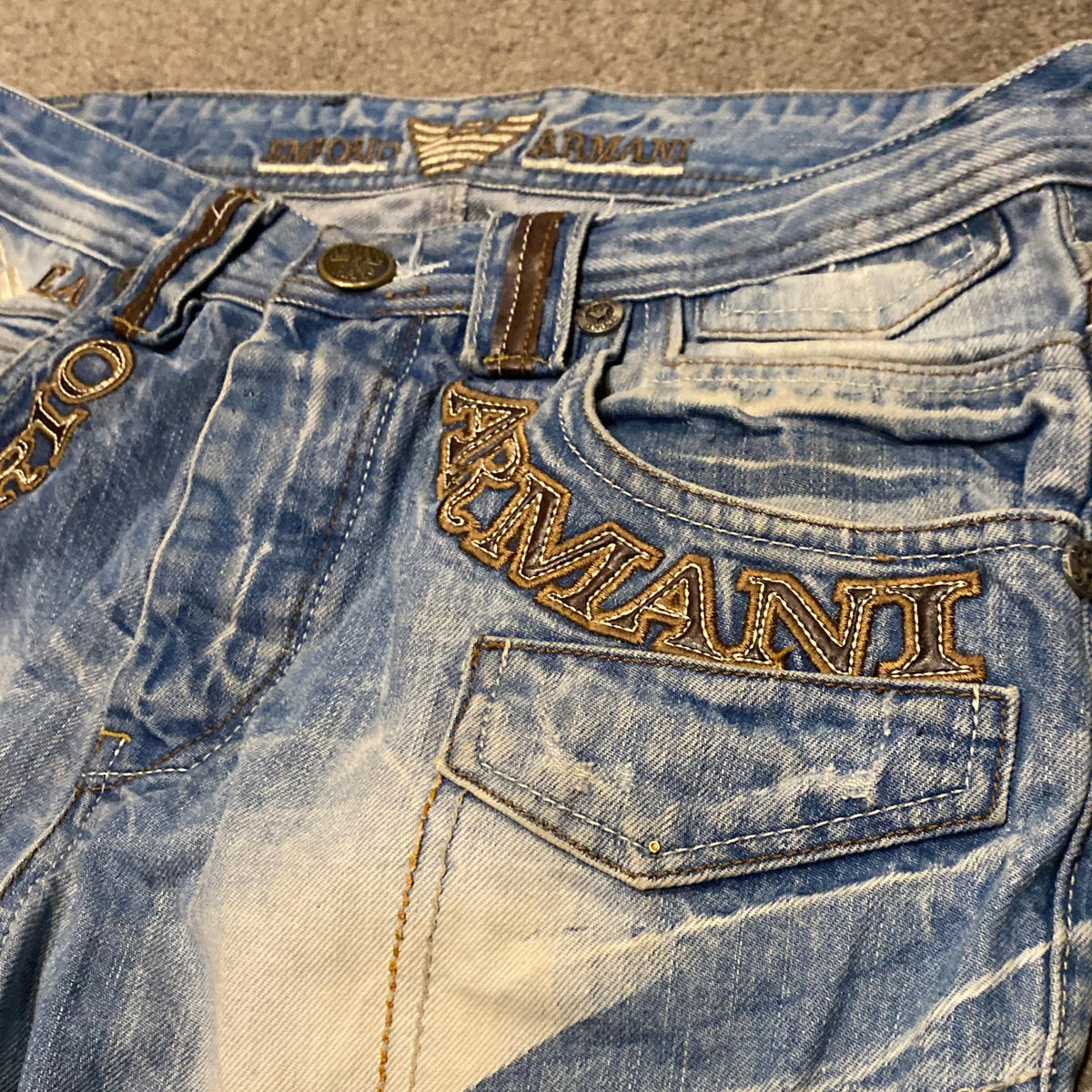 EMPORIO ARMANI JEANS (32)