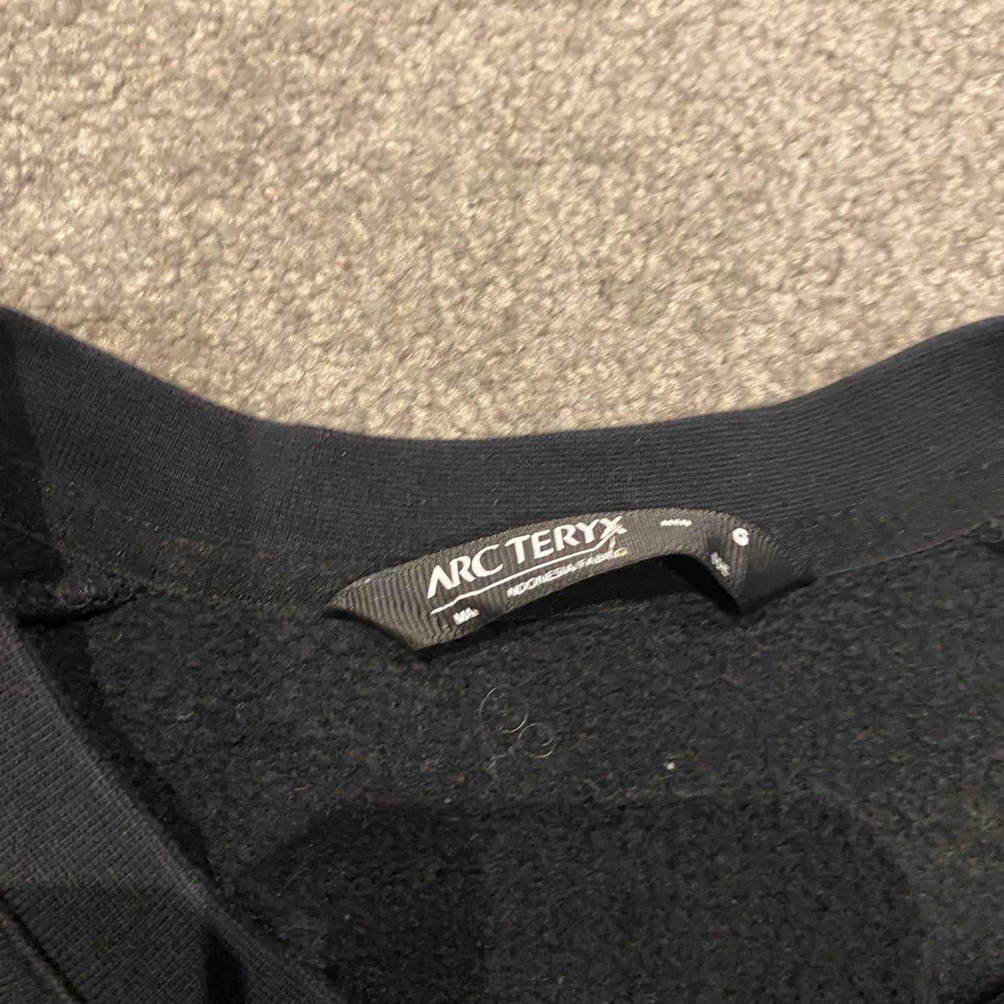 ARCTYREX CREWNECK (M)