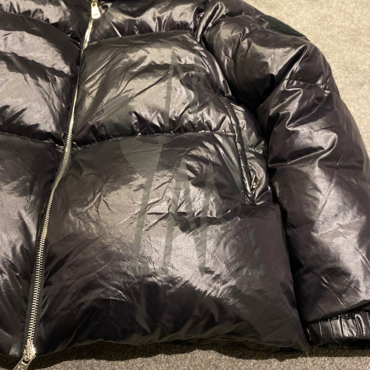 MONCLER JACKET (S)