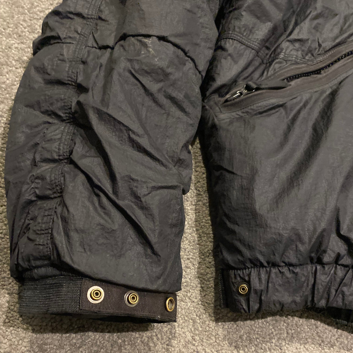 STONE ISLAND PUFFER (M)
