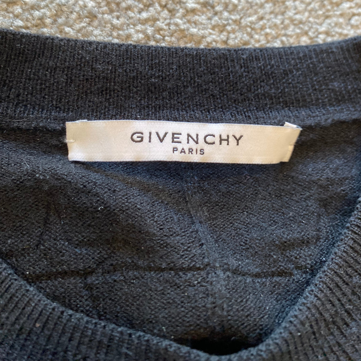 GIVENCHY STAR SWEATER (S)
