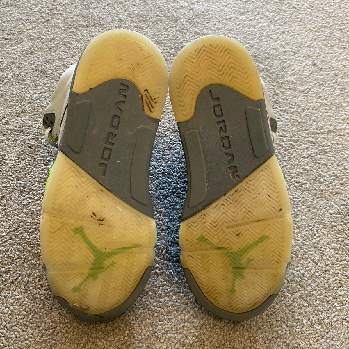 JORDAN 5 RETRO 'GREEN BEANS' (8.5)