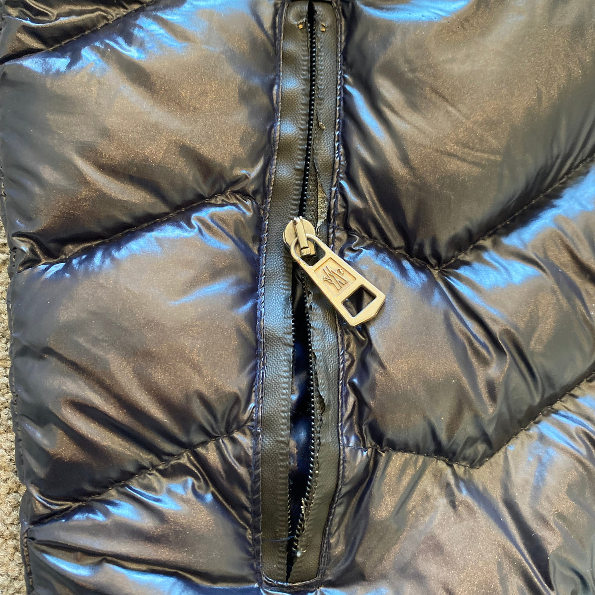 MONCLER GILET (M)