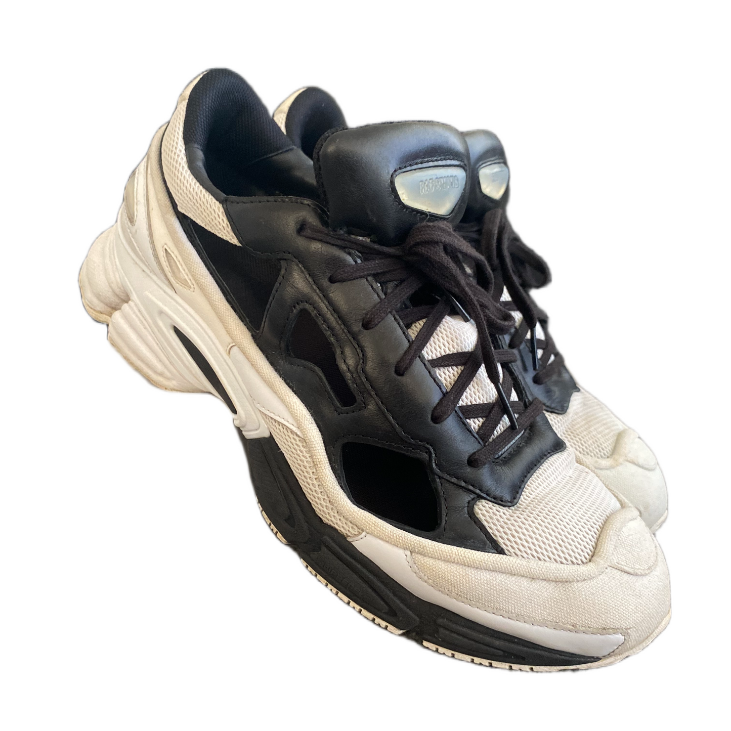 RAF SIMMONS X OZWEEGOS (11US)