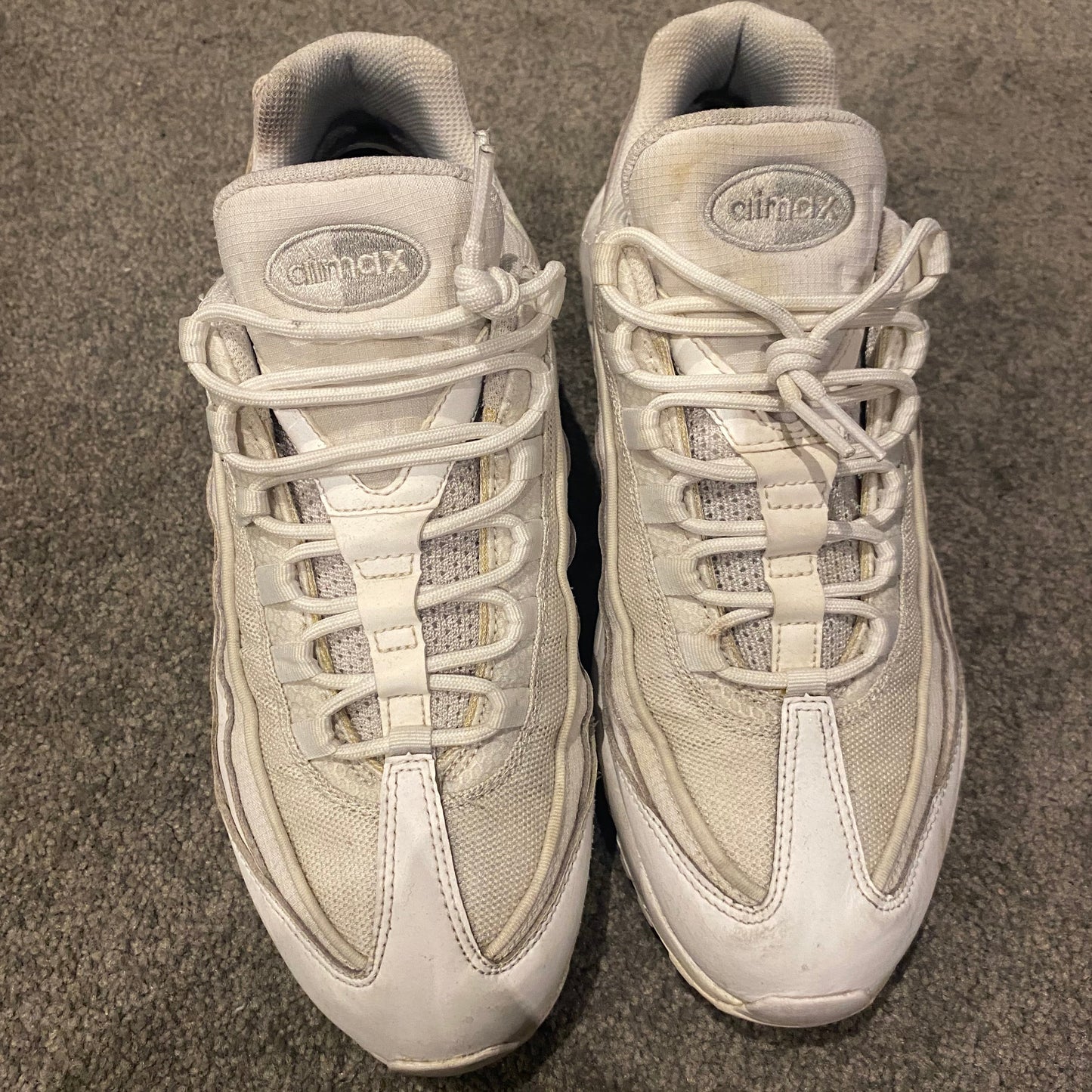 NIKE AIR MAX 95 TRIPLE WHITE (10US)