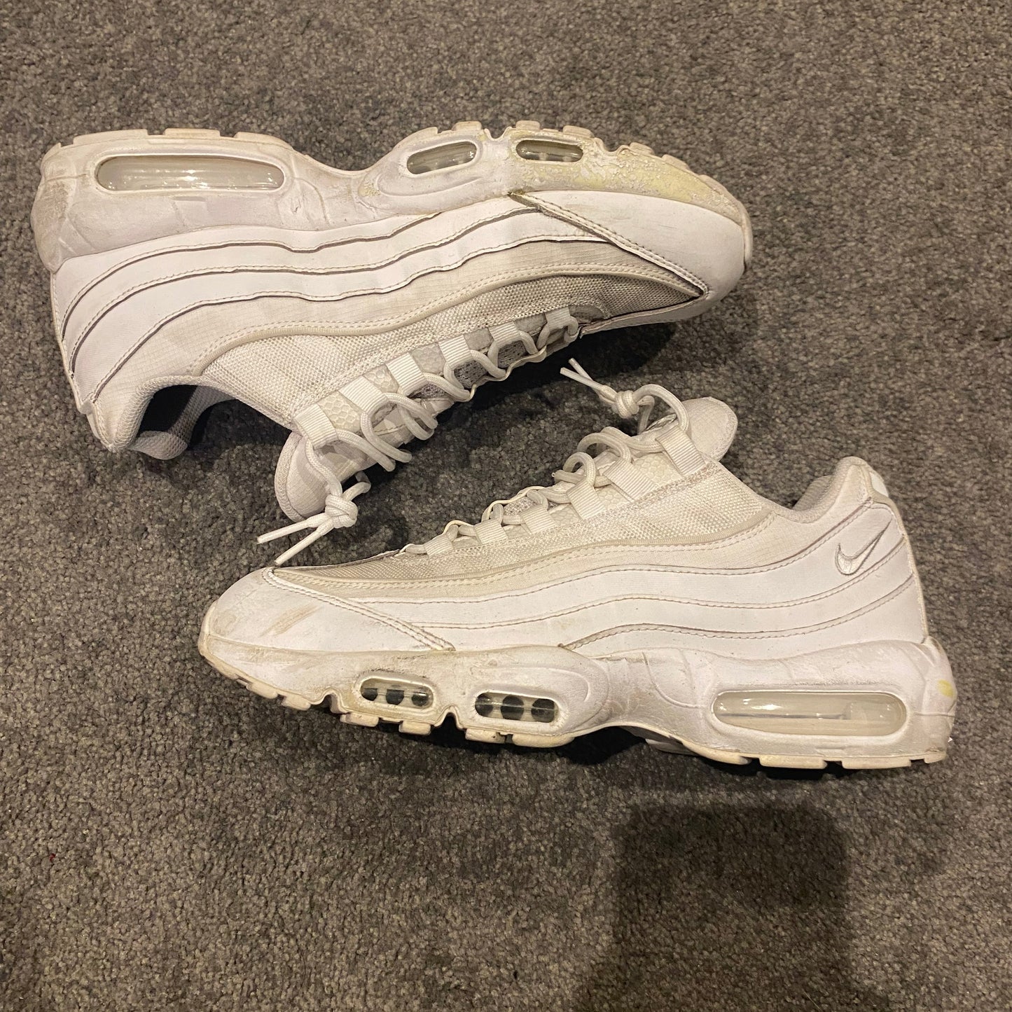NIKE AIR MAX 95 TRIPLE WHITE (10US)