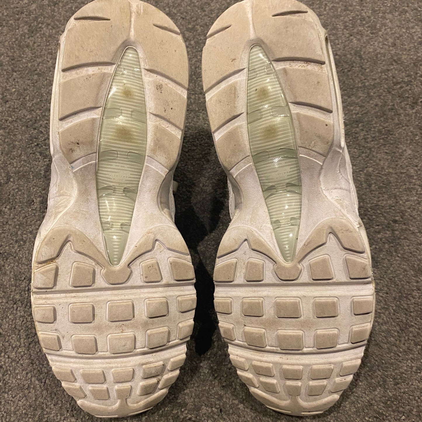 NIKE AIR MAX 95 TRIPLE WHITE (10US)