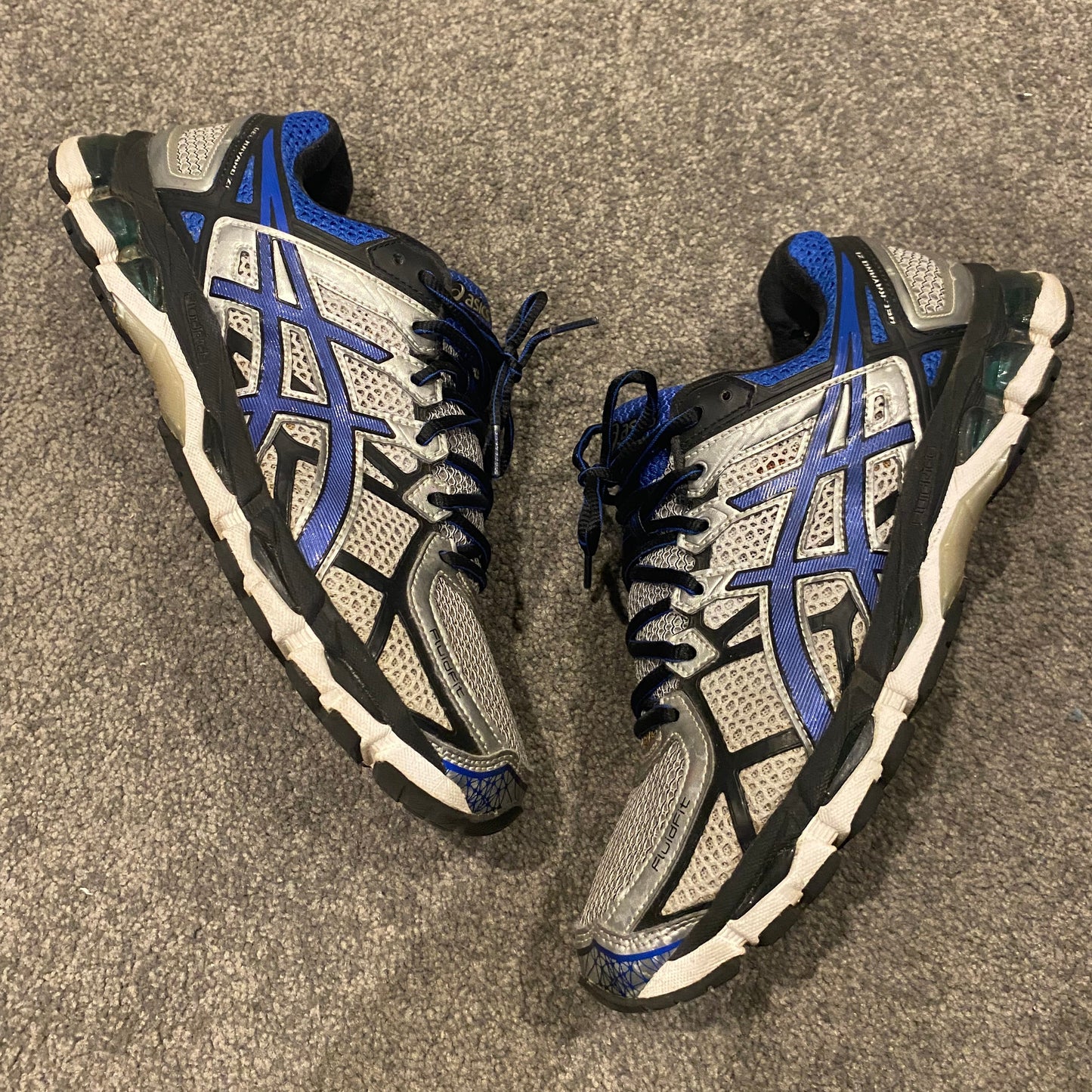 ASICS KAYANO 21 (10.5US)