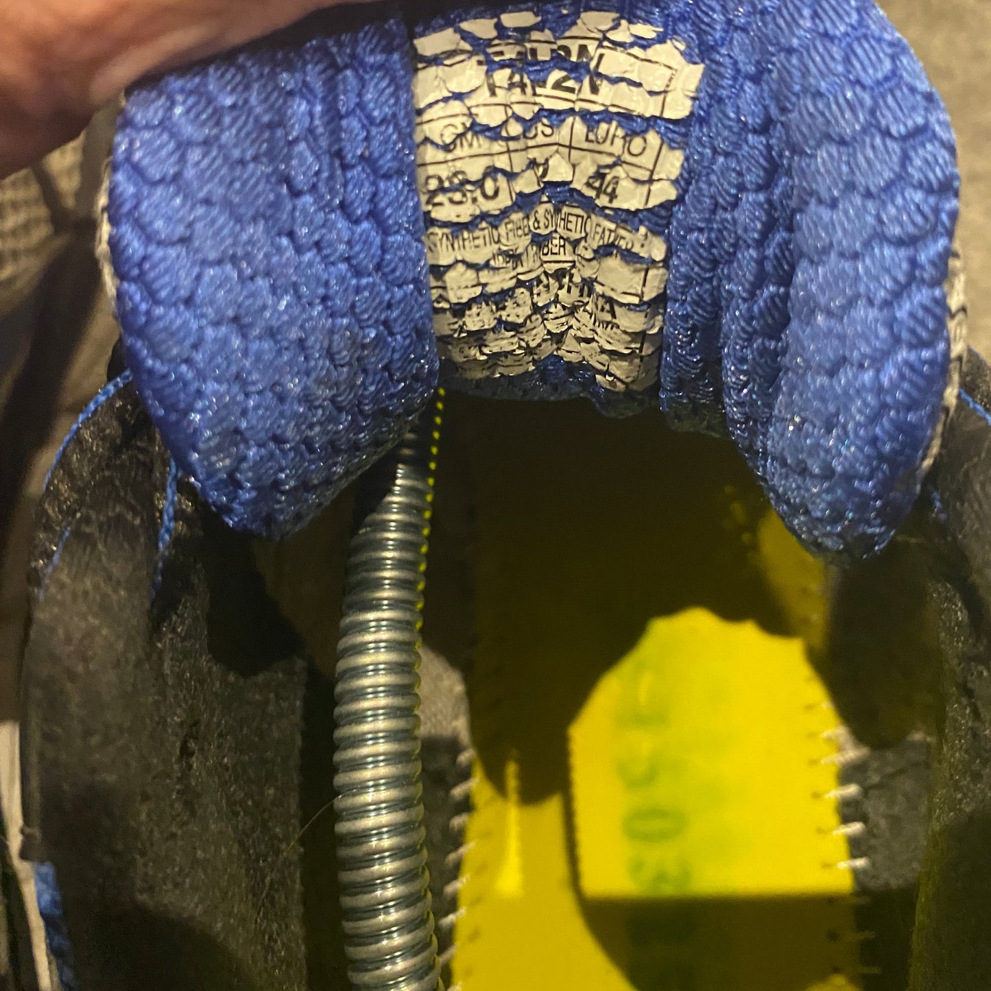 ASICS KAYANO 21 (10.5US)