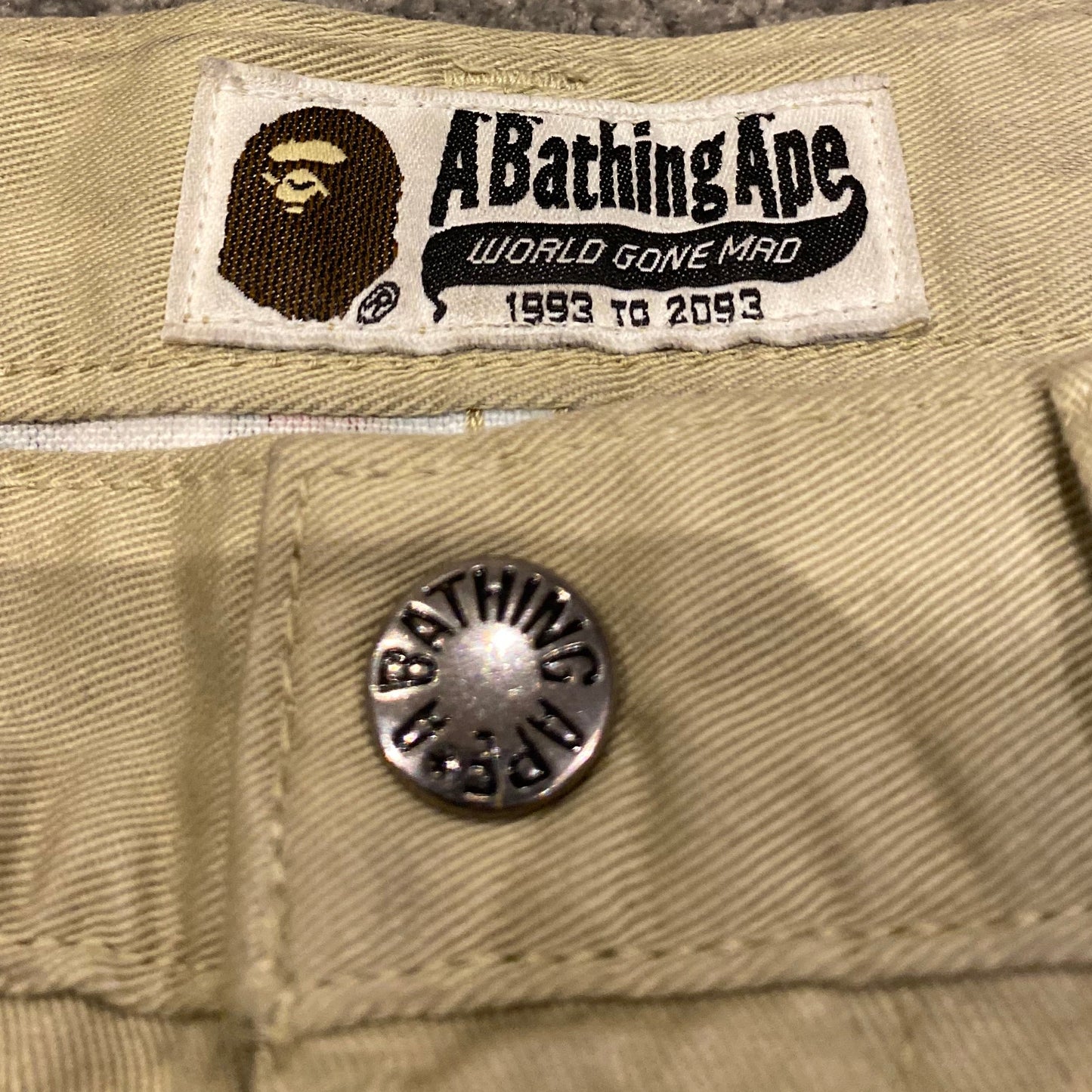 A BATHING APE JEANS (32)