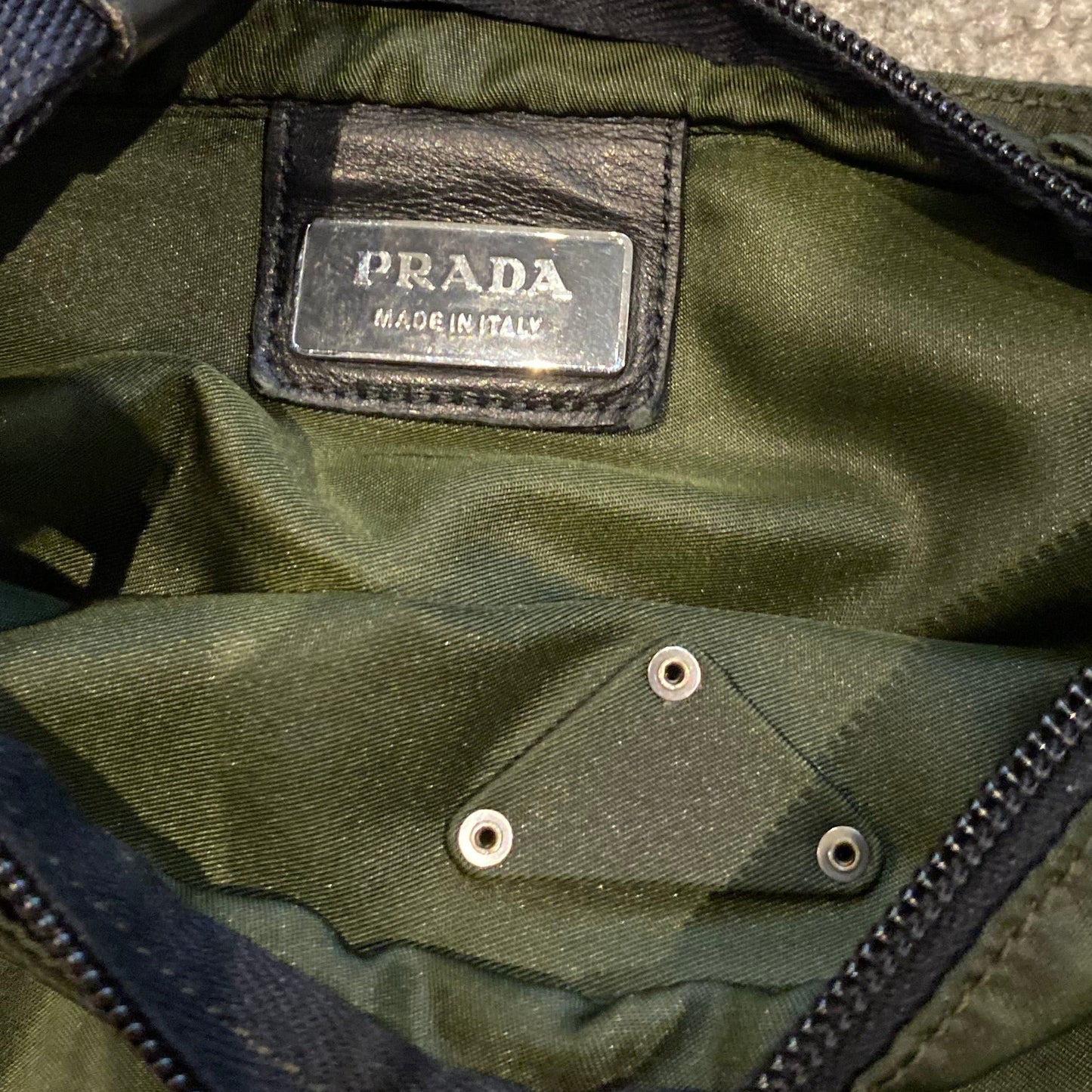 PRADA SATCHEL BAG (OS)