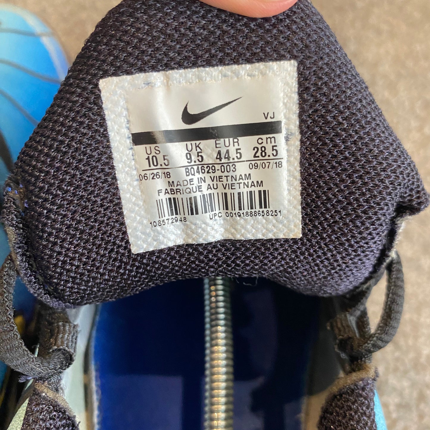 NIKE TN HYPERBLUES (10.5)