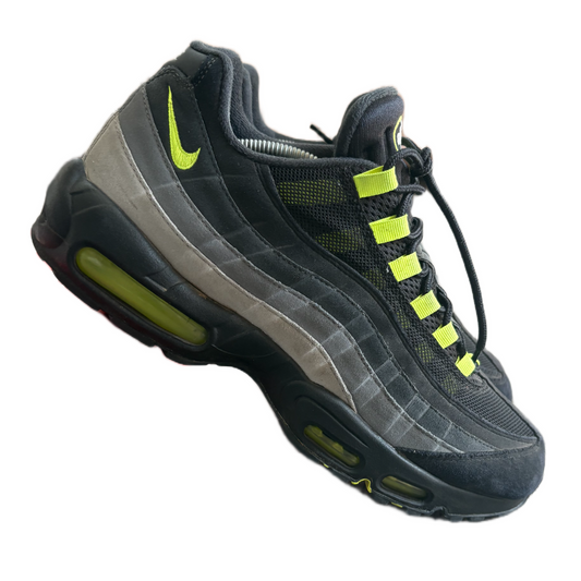 NIKE AIR MAX 95 'REVERSE NEON' (12)