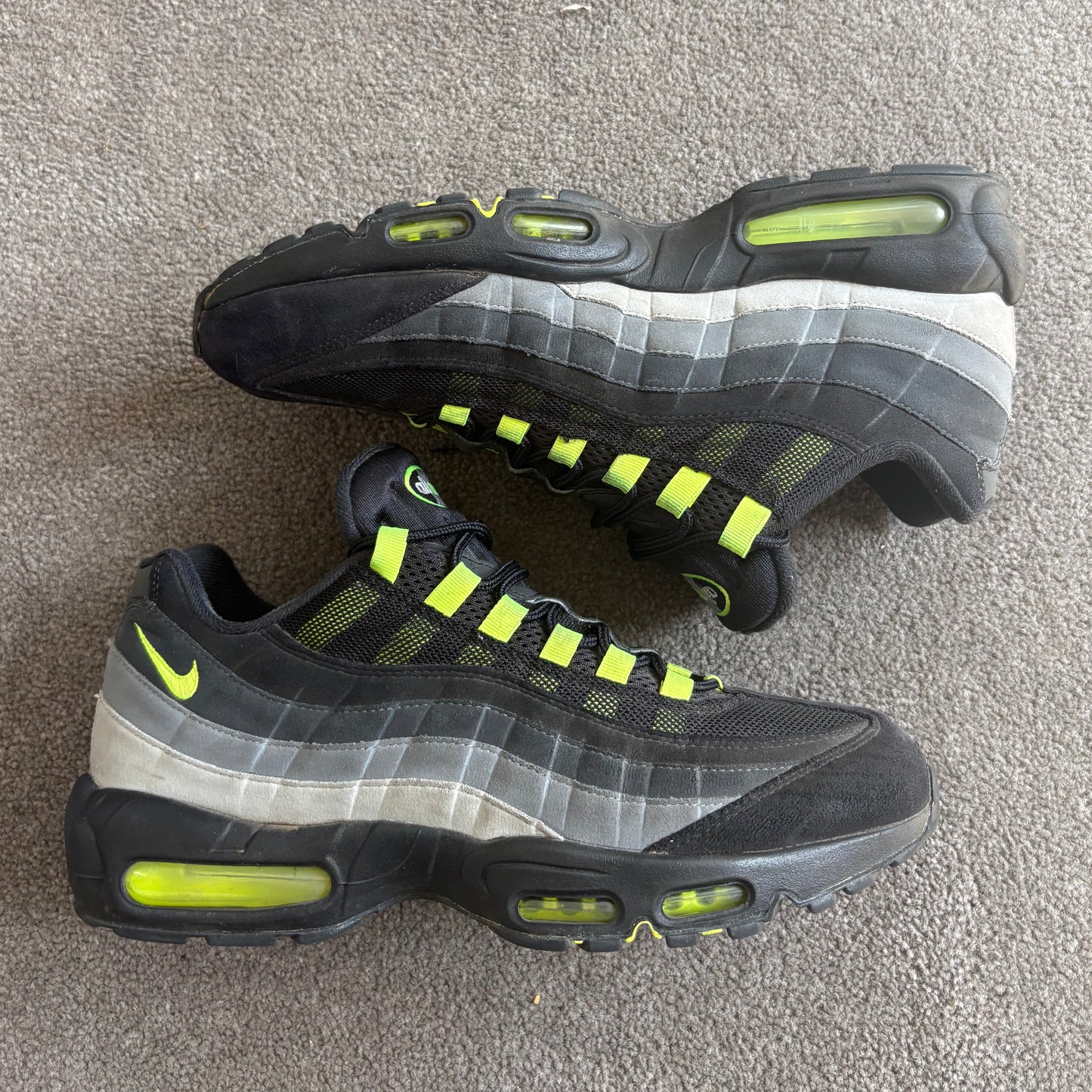 NIKE AIR MAX 95 'REVERSE NEON' (12)