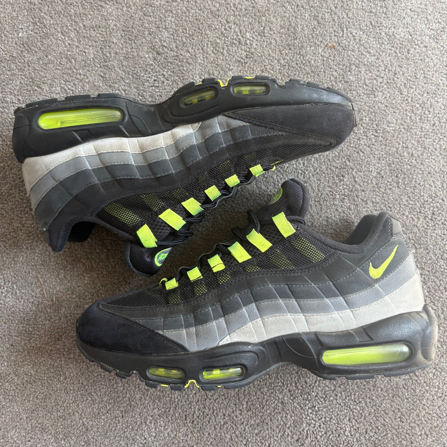 NIKE AIR MAX 95 'REVERSE NEON' (12)