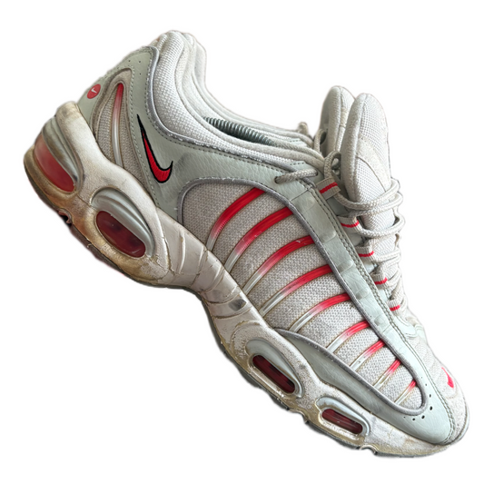 NIKE TAILWIND IV (12.5)