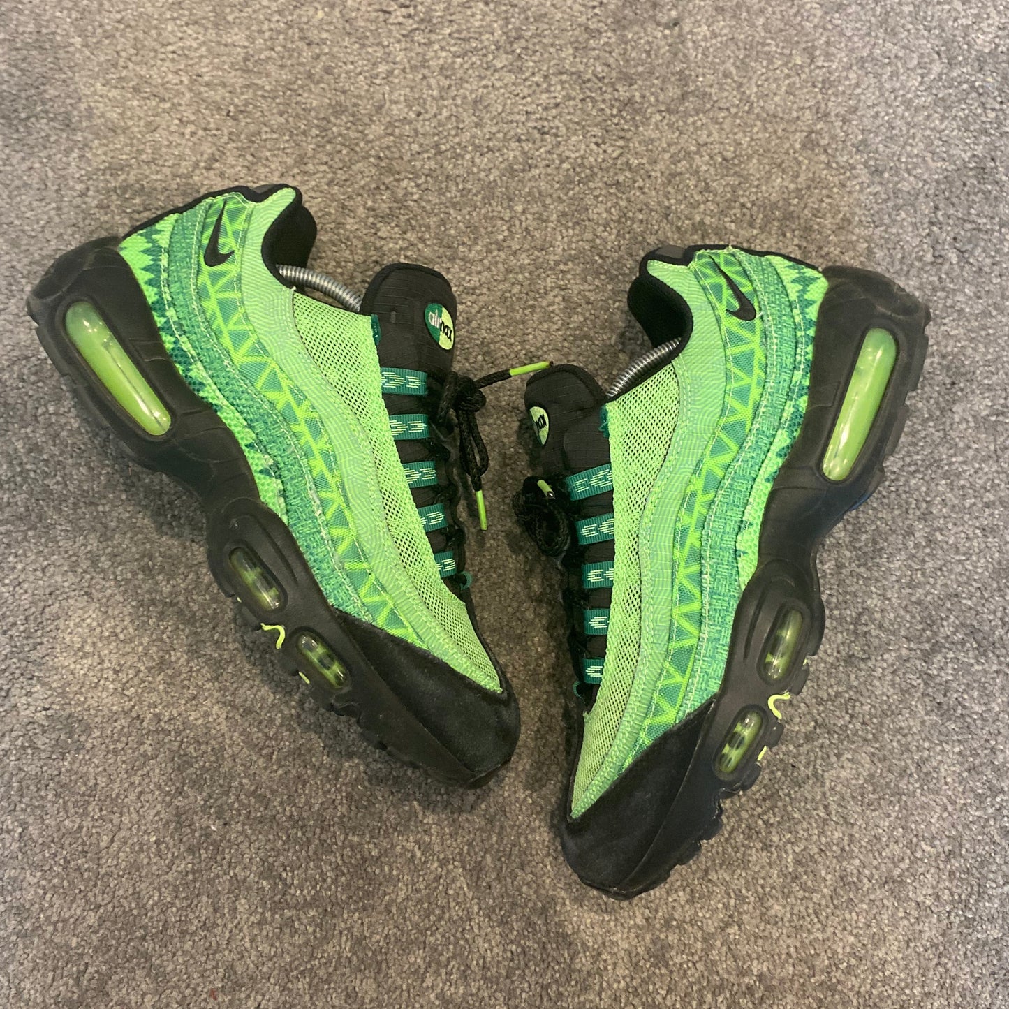 NIKE AIR MAX 95'S NAIJA'S (8.5)