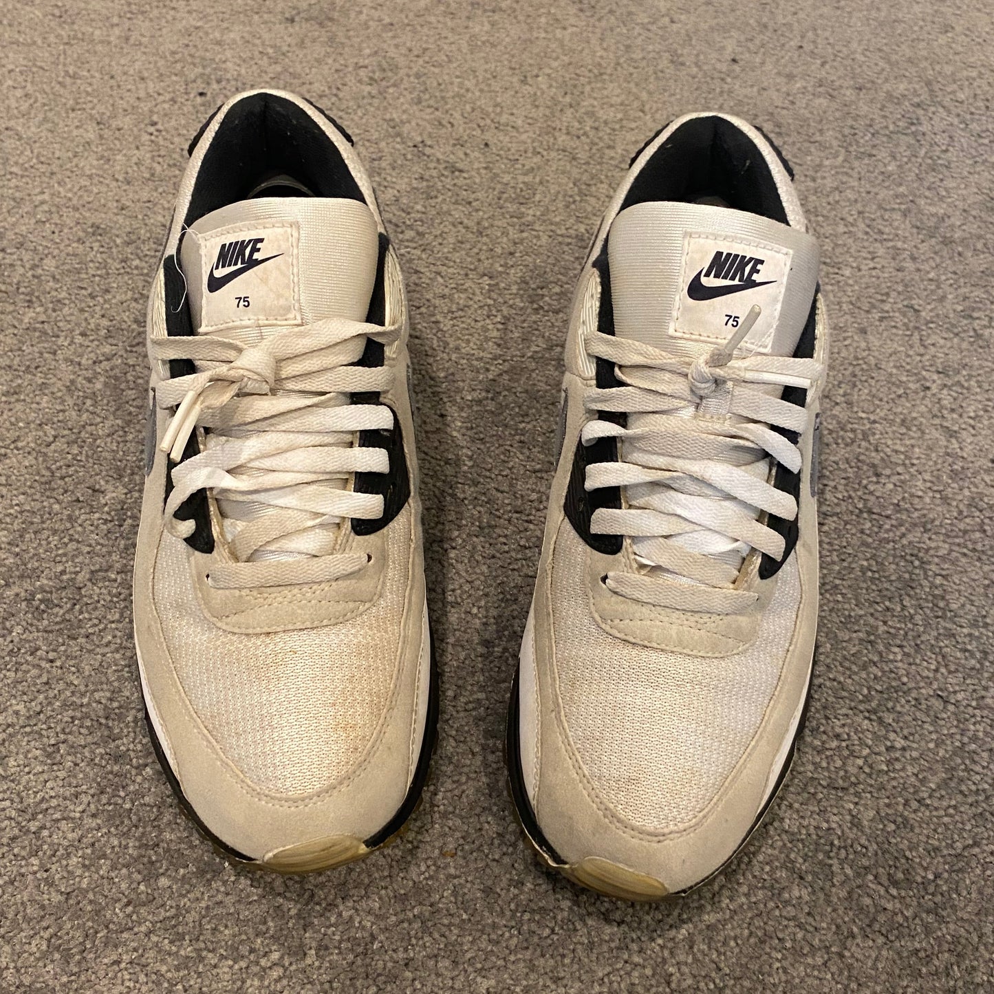 NIKE AIR MAX 90 PANDAS (10.5)