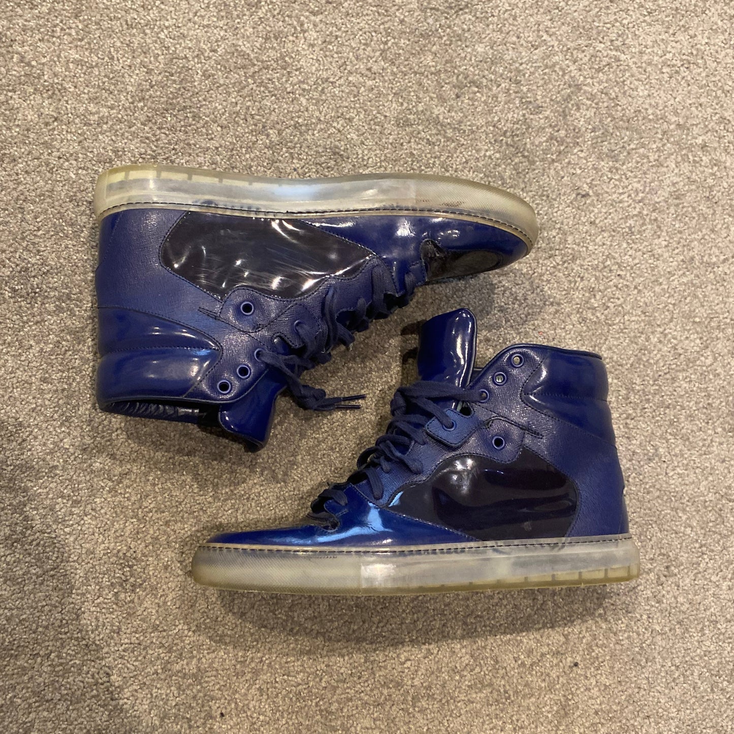 BALENCIAGA HIGHTOP SNEAKER (9.5)