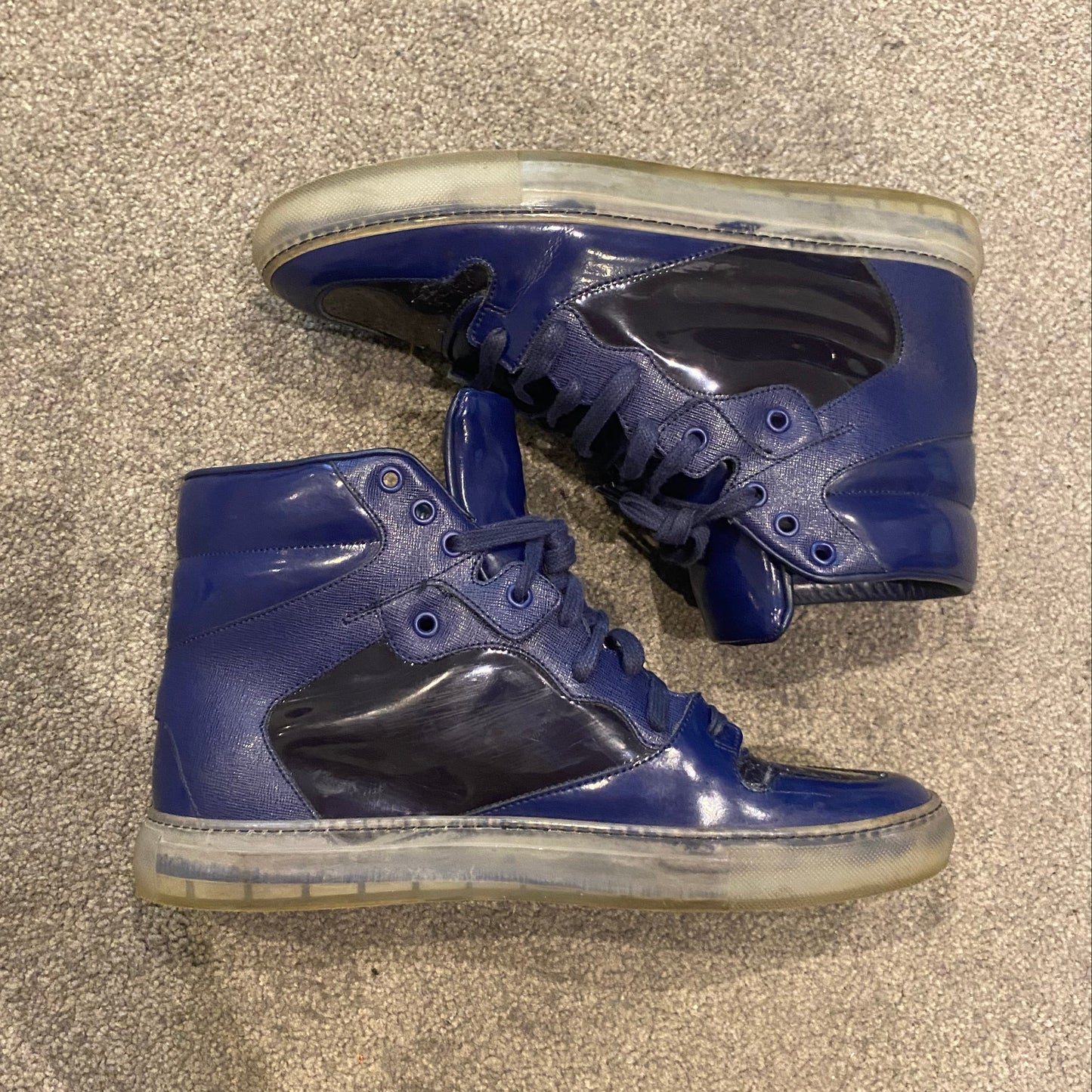 BALENCIAGA HIGHTOP SNEAKER (9.5)