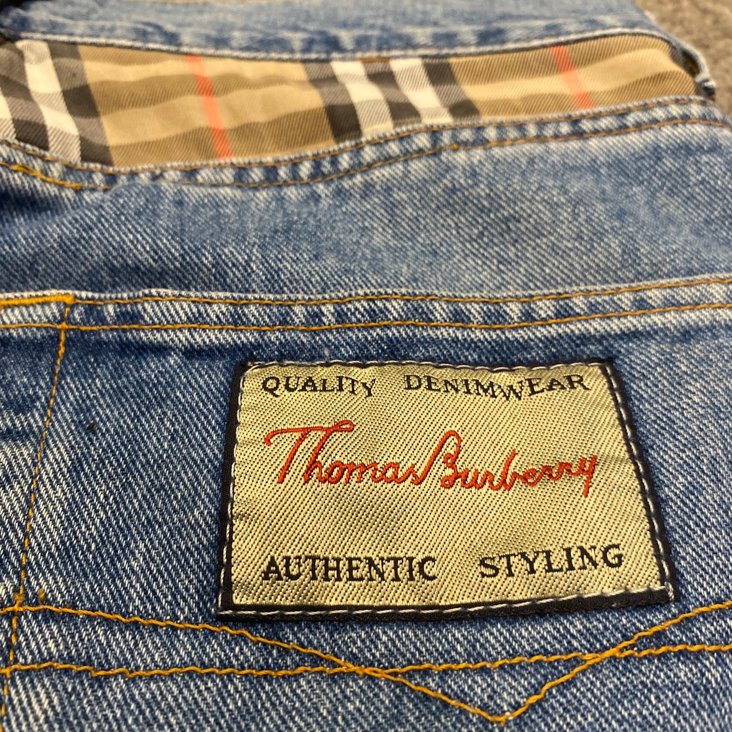 THOMAS BURBERRY JEANS (32)