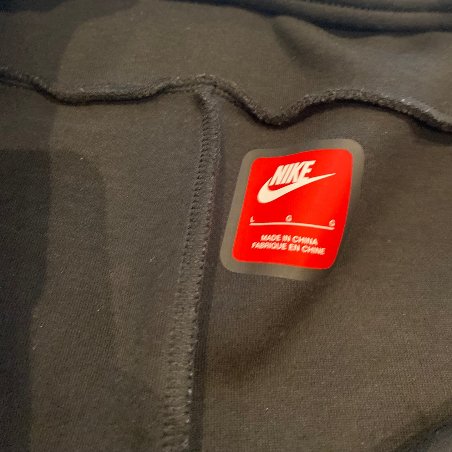 NIKE TECH FLEECE TRACKSUIT (S,L)