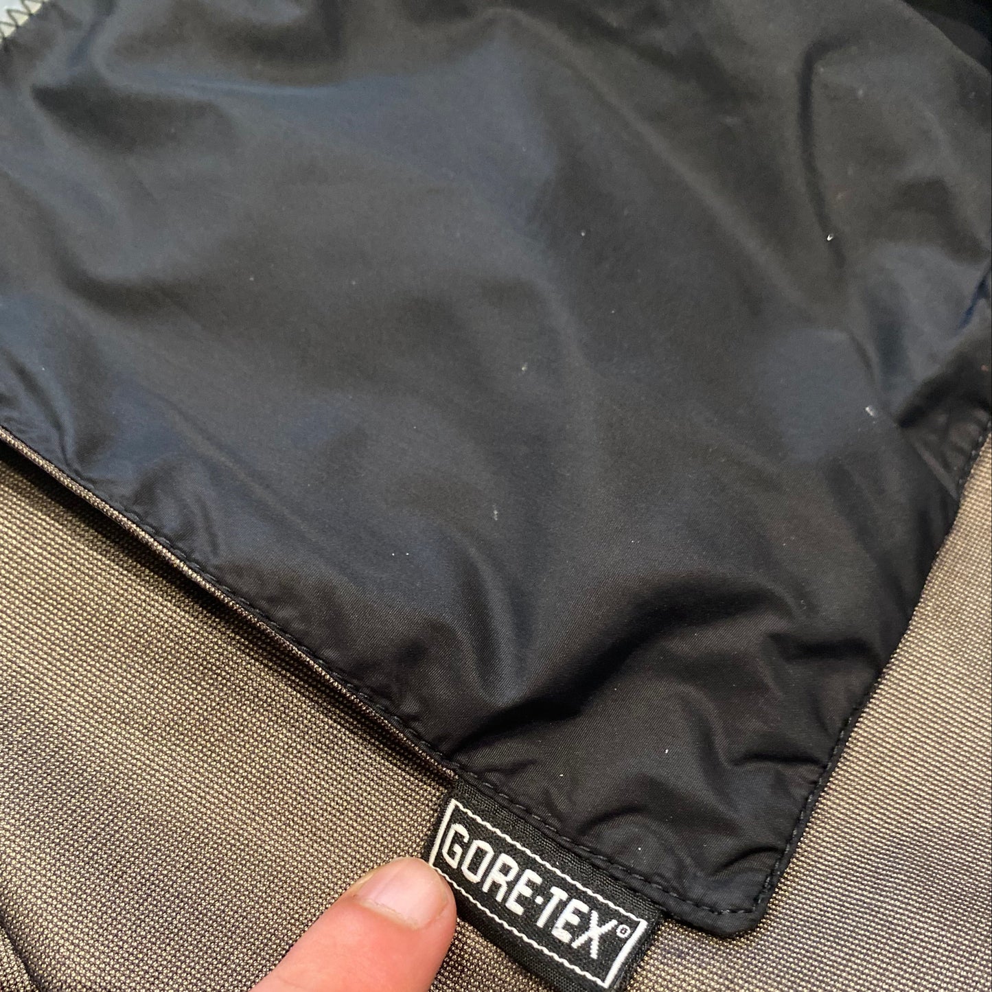 PRADA GORETEX JACKET (XS)