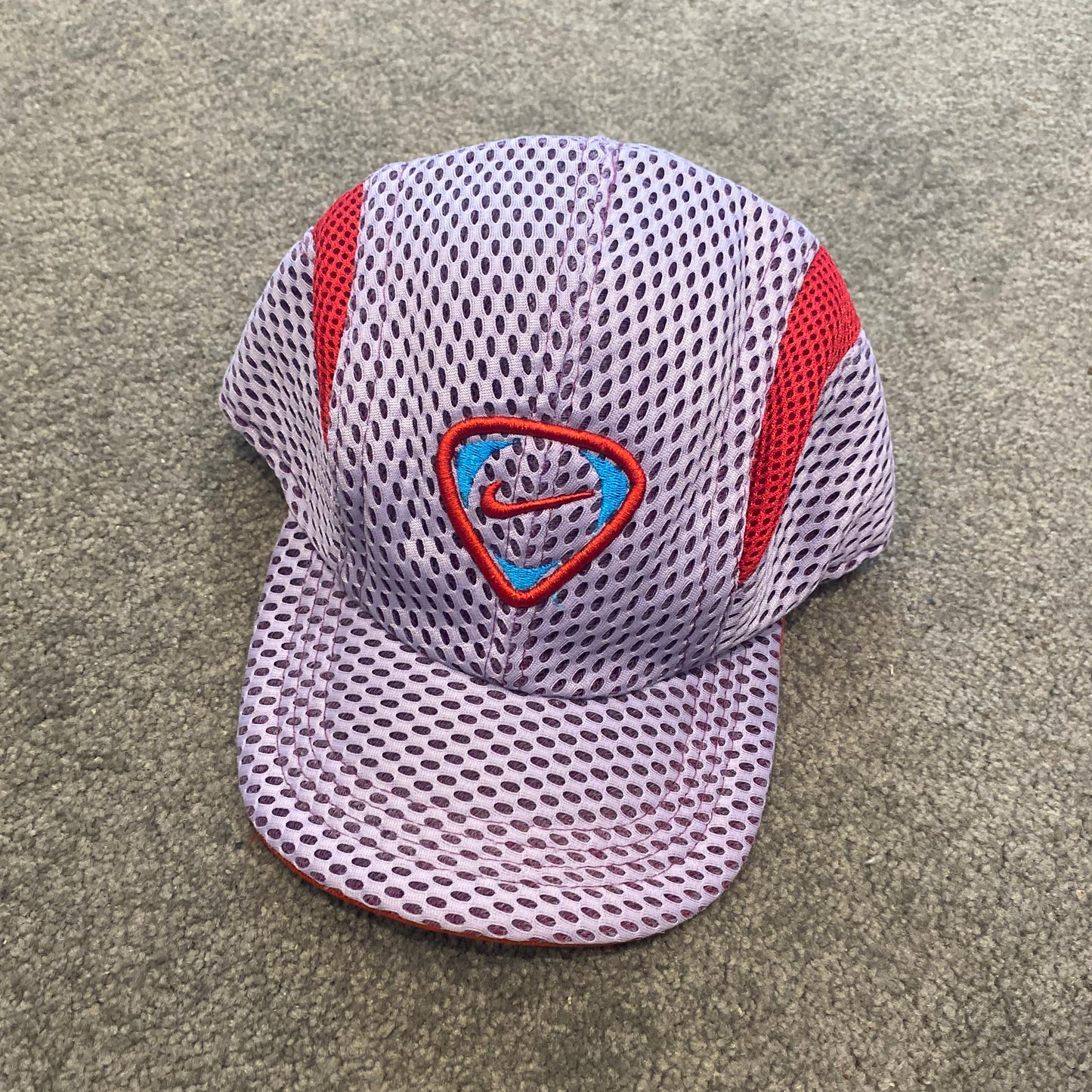 NIKE CAP (OS)