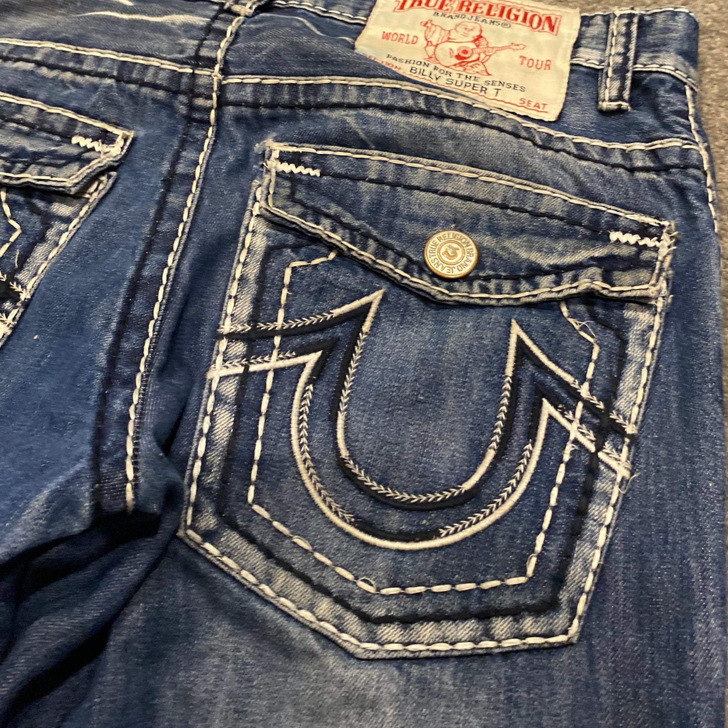 TRUE RELIGION JEANS (34)