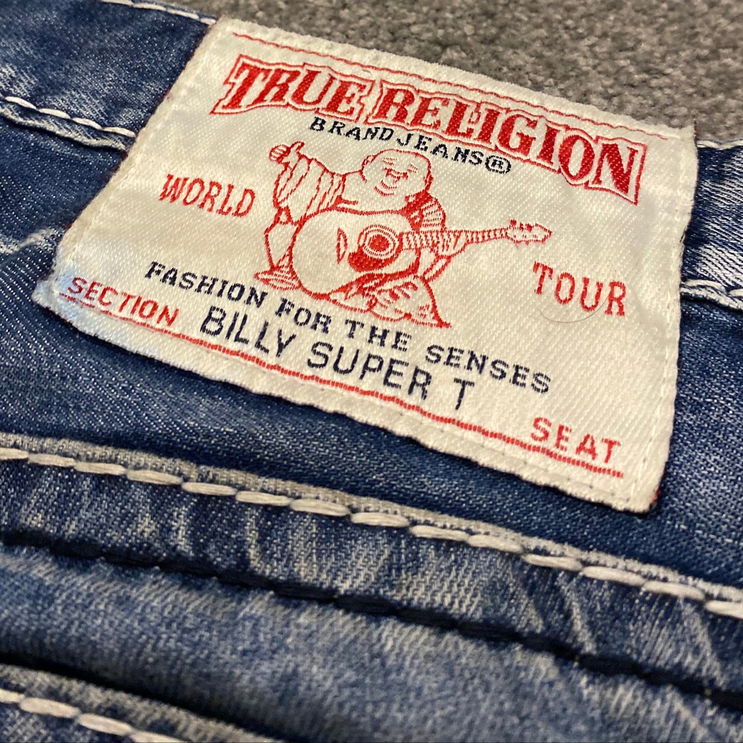 TRUE RELIGION JEANS (34)