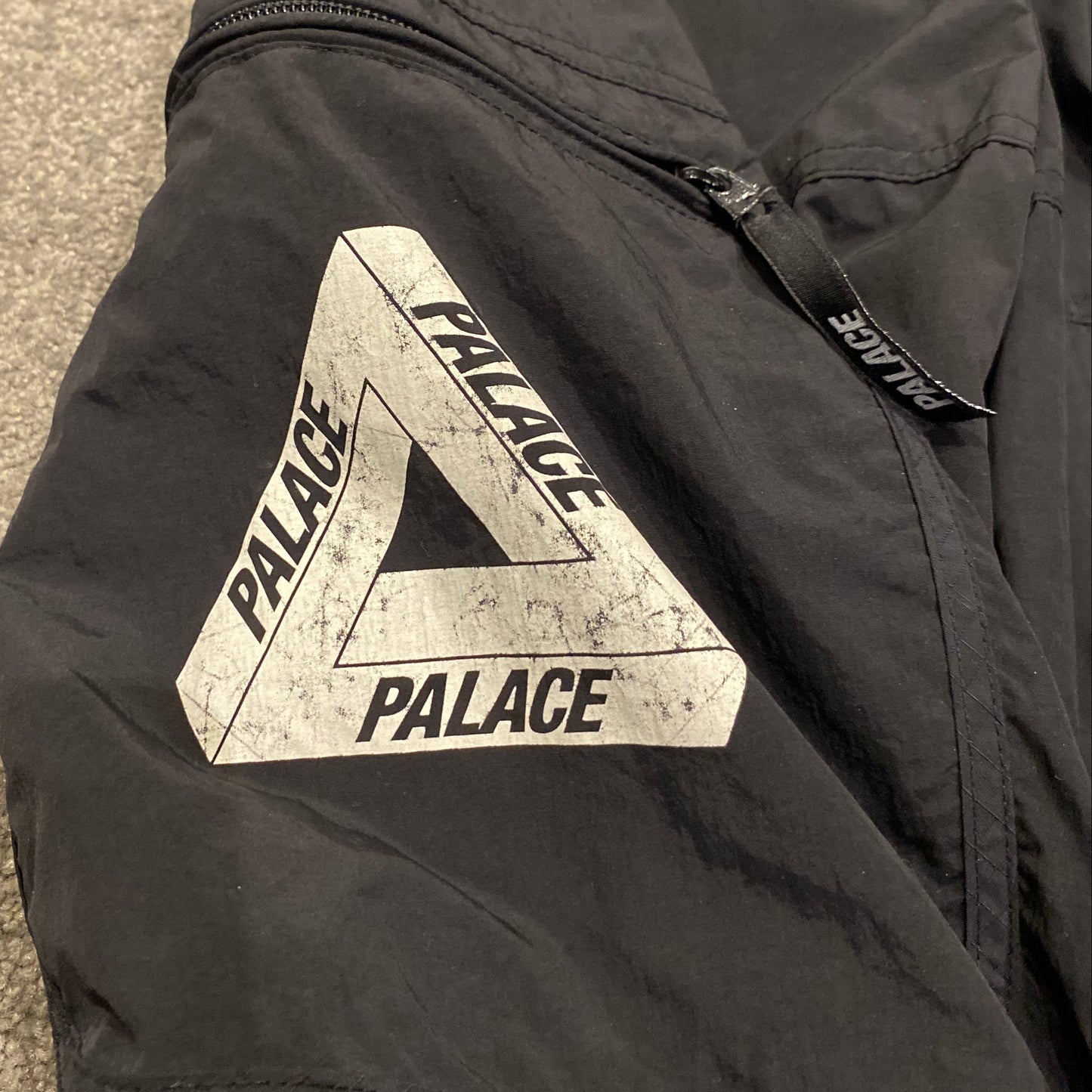 PALACE SPRAYPANTS (M)
