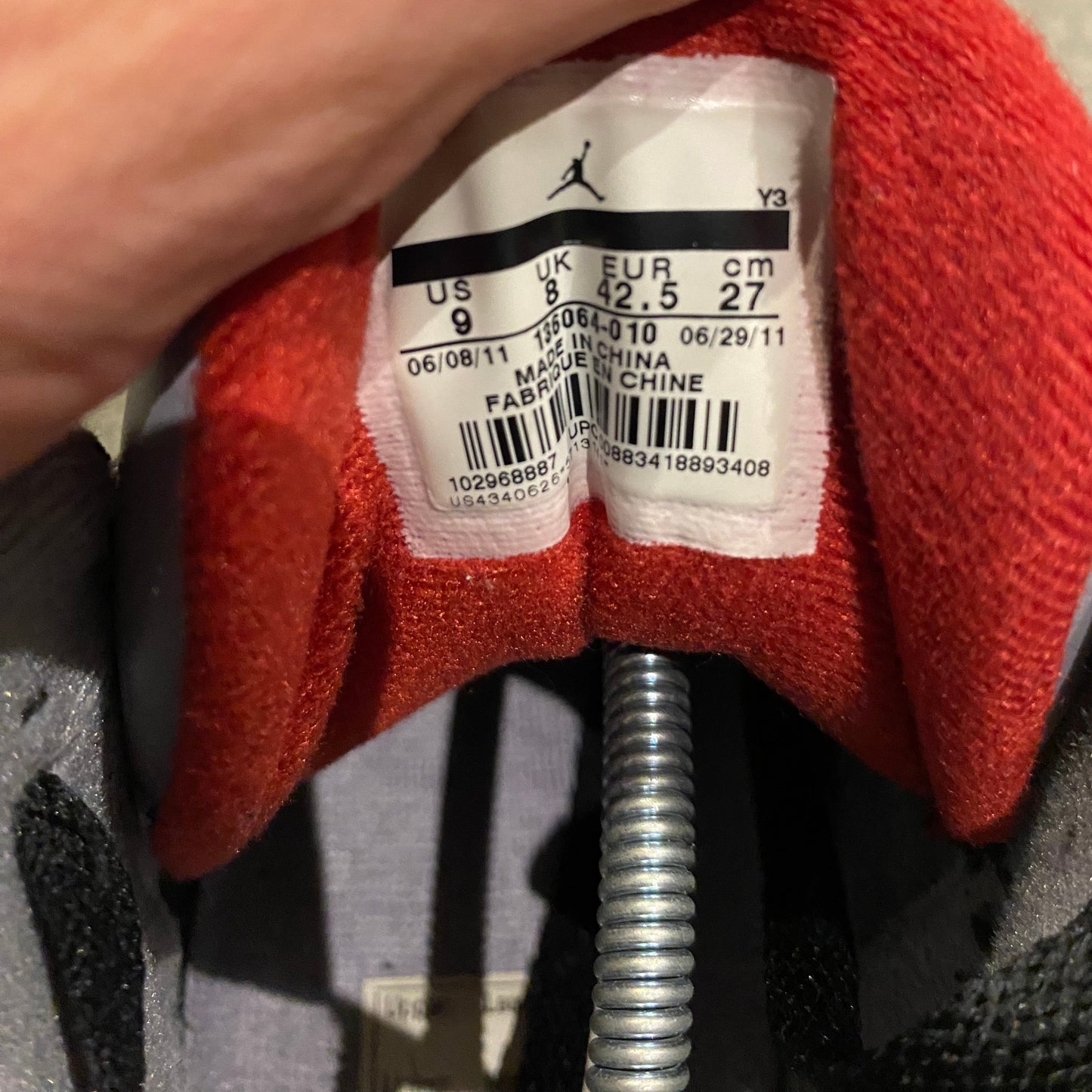 NIKE AIR JORDAN 3 RETRO "RED CEMENTS" (8.5)
