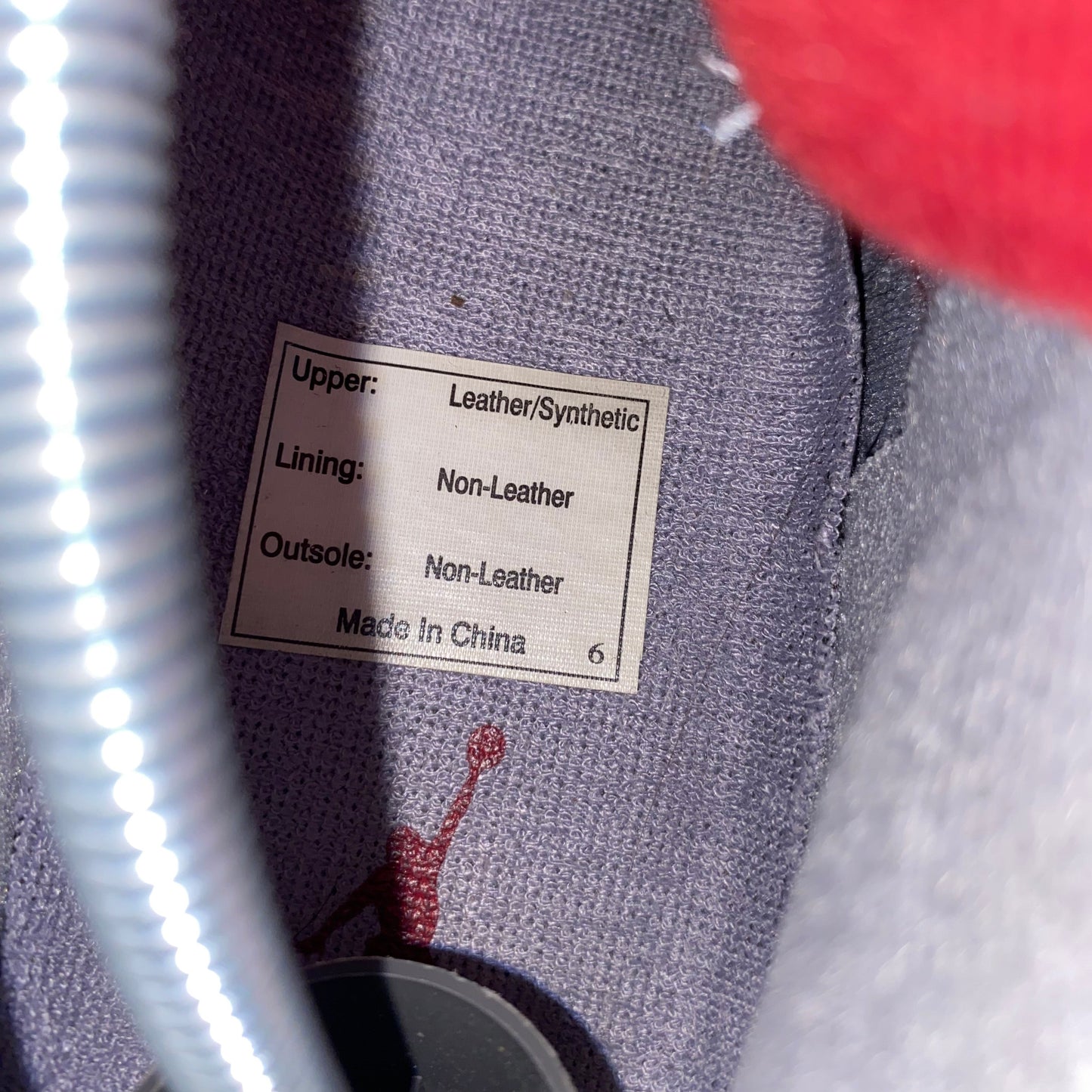 NIKE AIR JORDAN 3 RETRO "RED CEMENTS" (8.5)