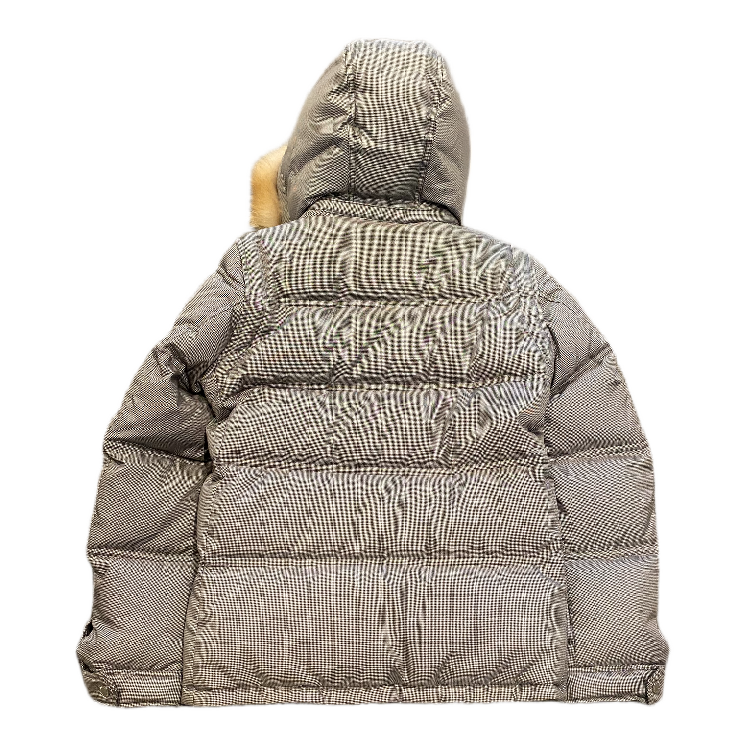 BURBERRY PUFFER JACKET (M)