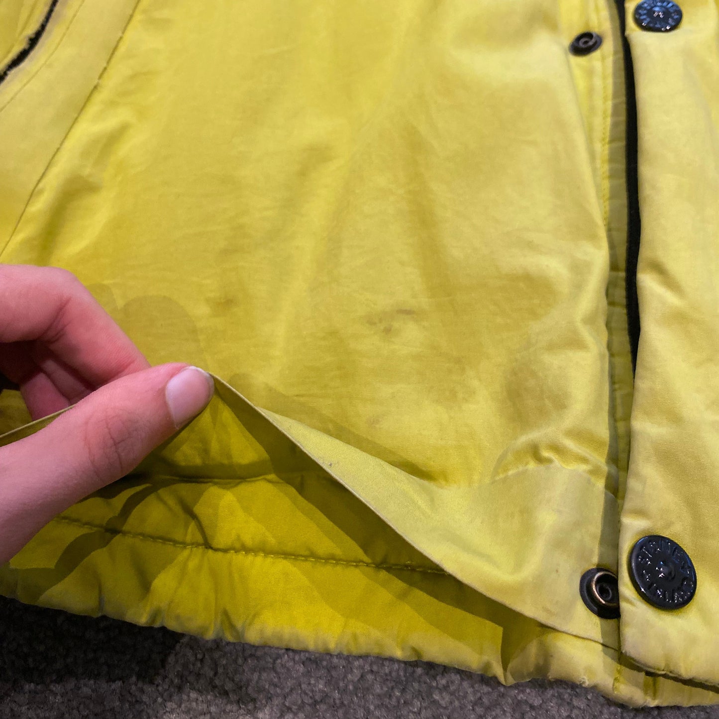 STONE ISLAND PRIMALOFT JACKET (M)