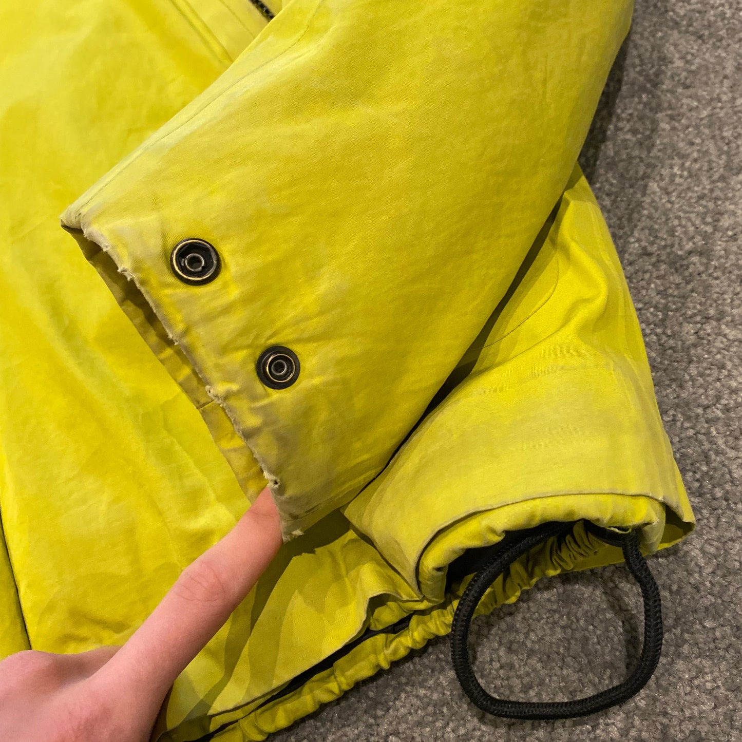 STONE ISLAND PRIMALOFT JACKET (M)