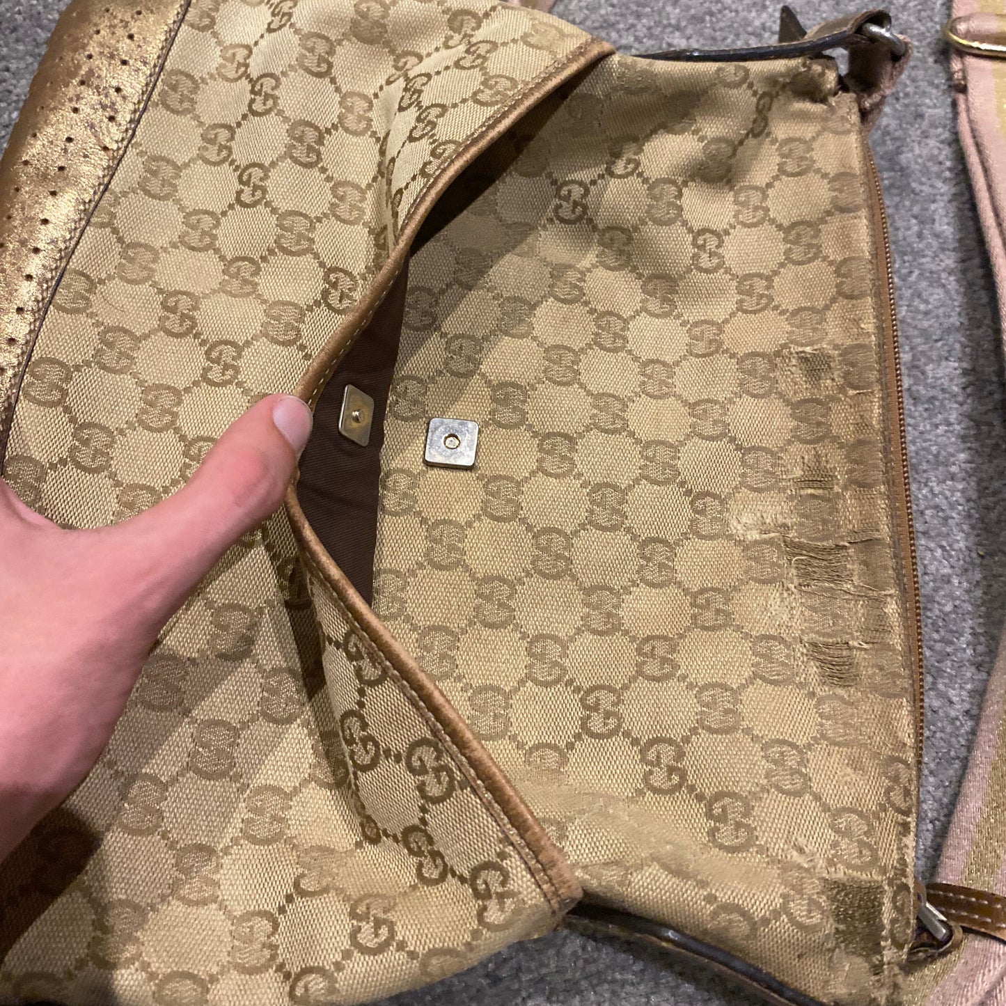 GUCCI SATCHEL BAG (OS)