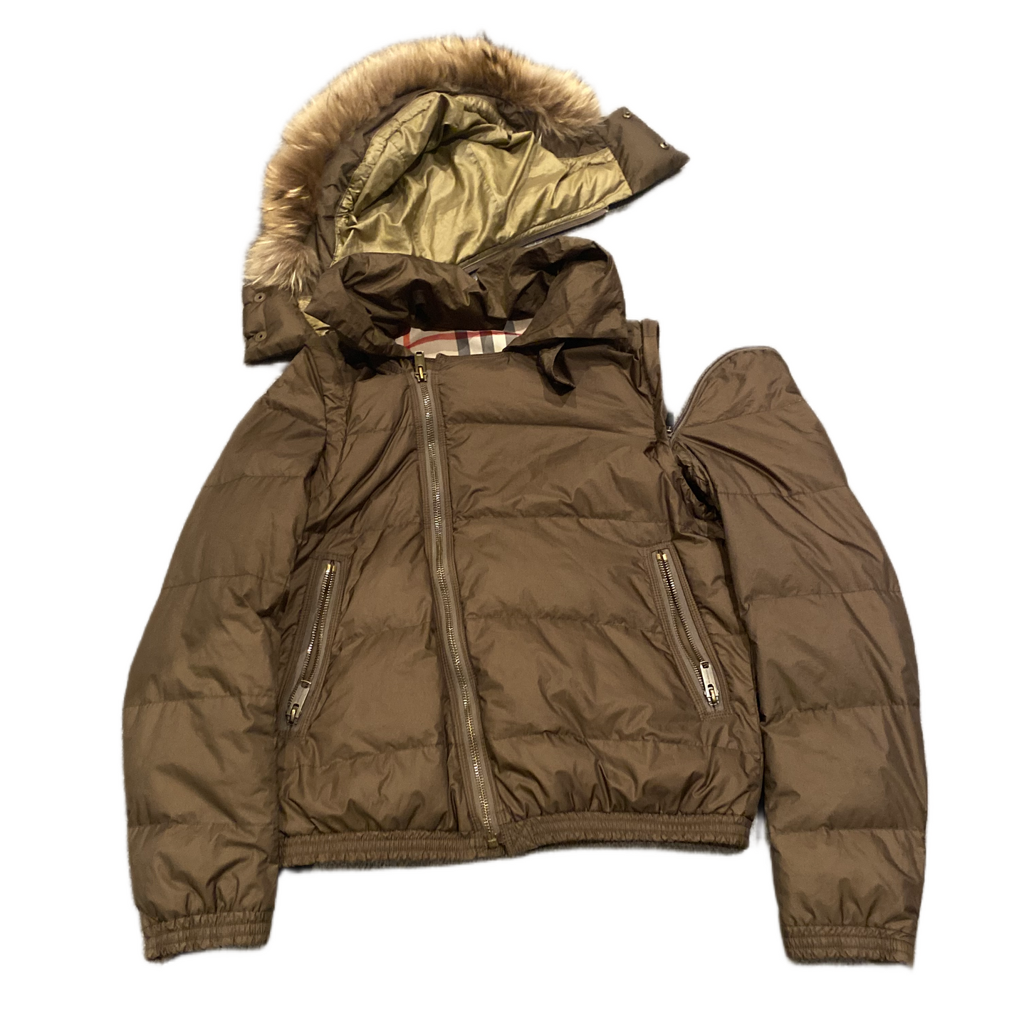BURBERRY PUFFER JACKET (M)