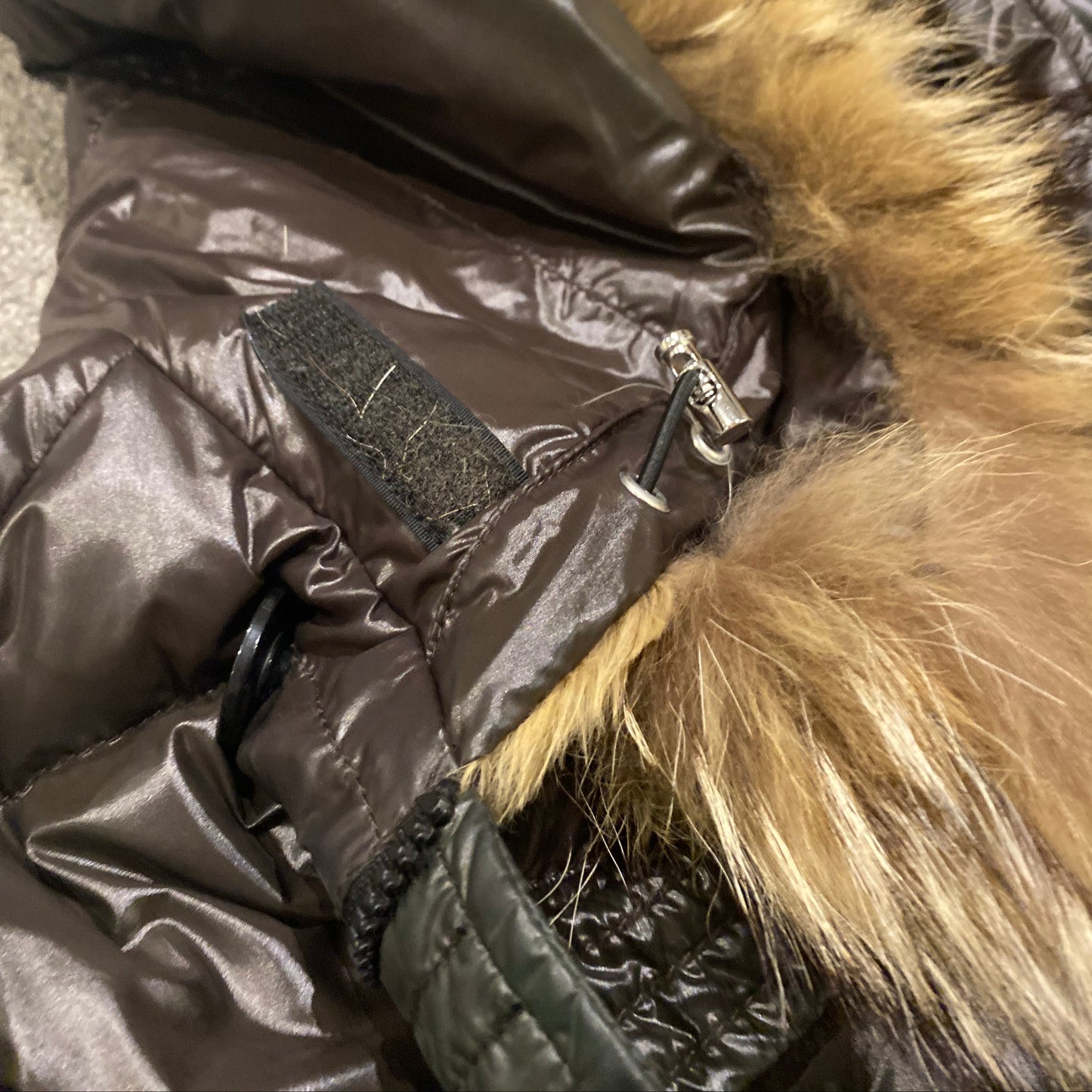 MONCLER PUFFER JACKET (S)