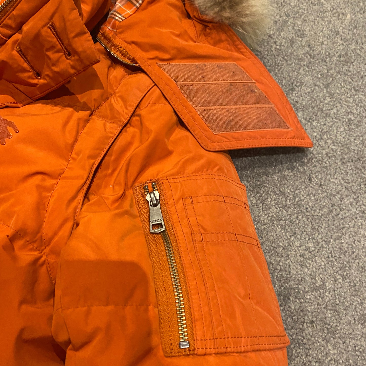 BURBERRY 4 IN 1 PUFFER (M)