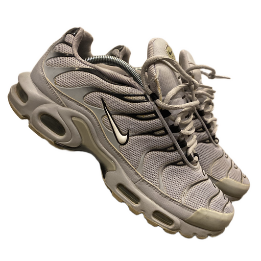 NIKE TN 'WOLF GREYS' (10.5)