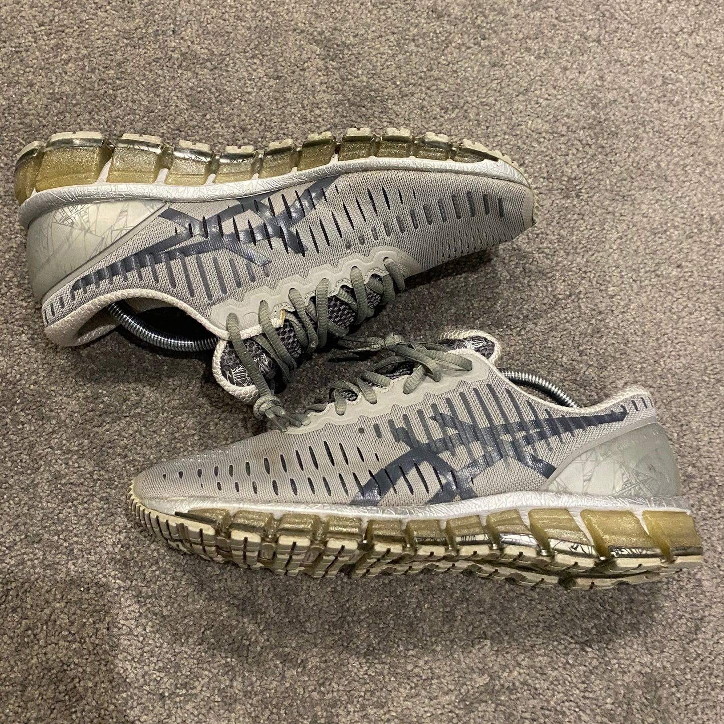 ASICS 360 GEL QUANTUM 'GREYS' (9)